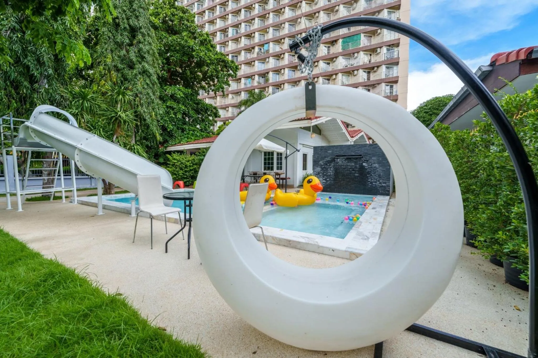 Swimming pool in Villa Navin Premiere Pool Villa