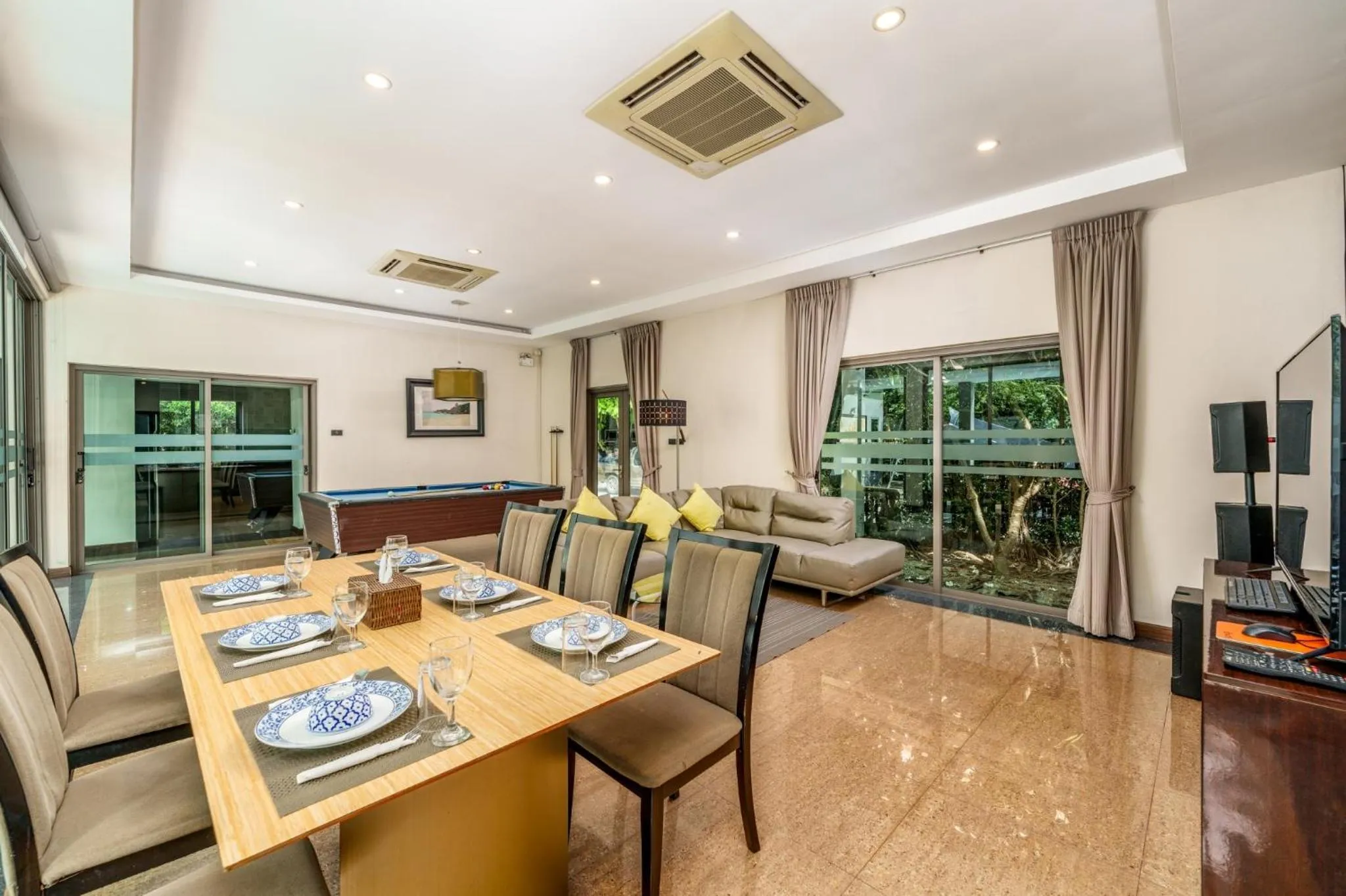 Living room in Villa Navin Premiere Pool Villa