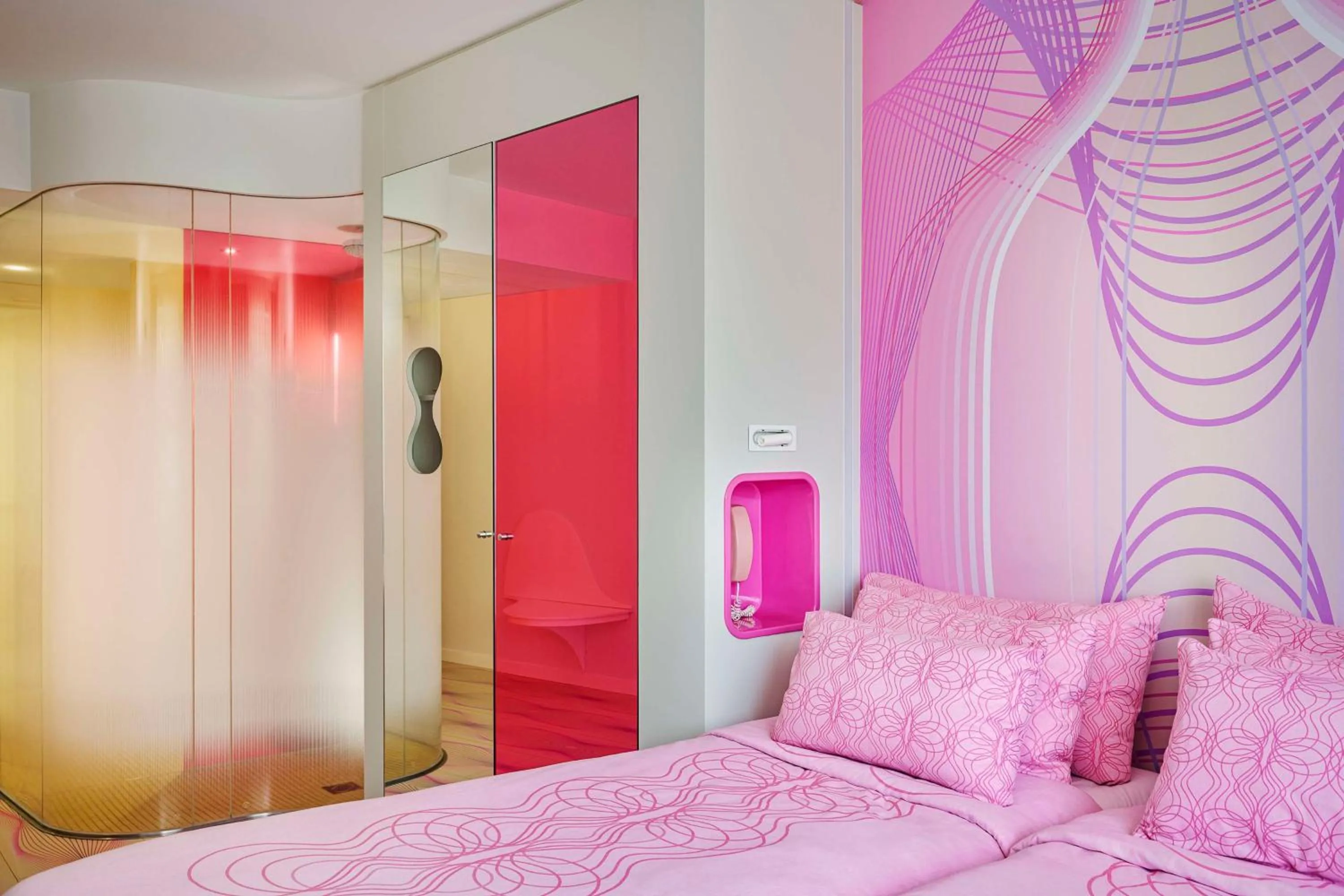 Bedroom, Bed in nhow Berlin