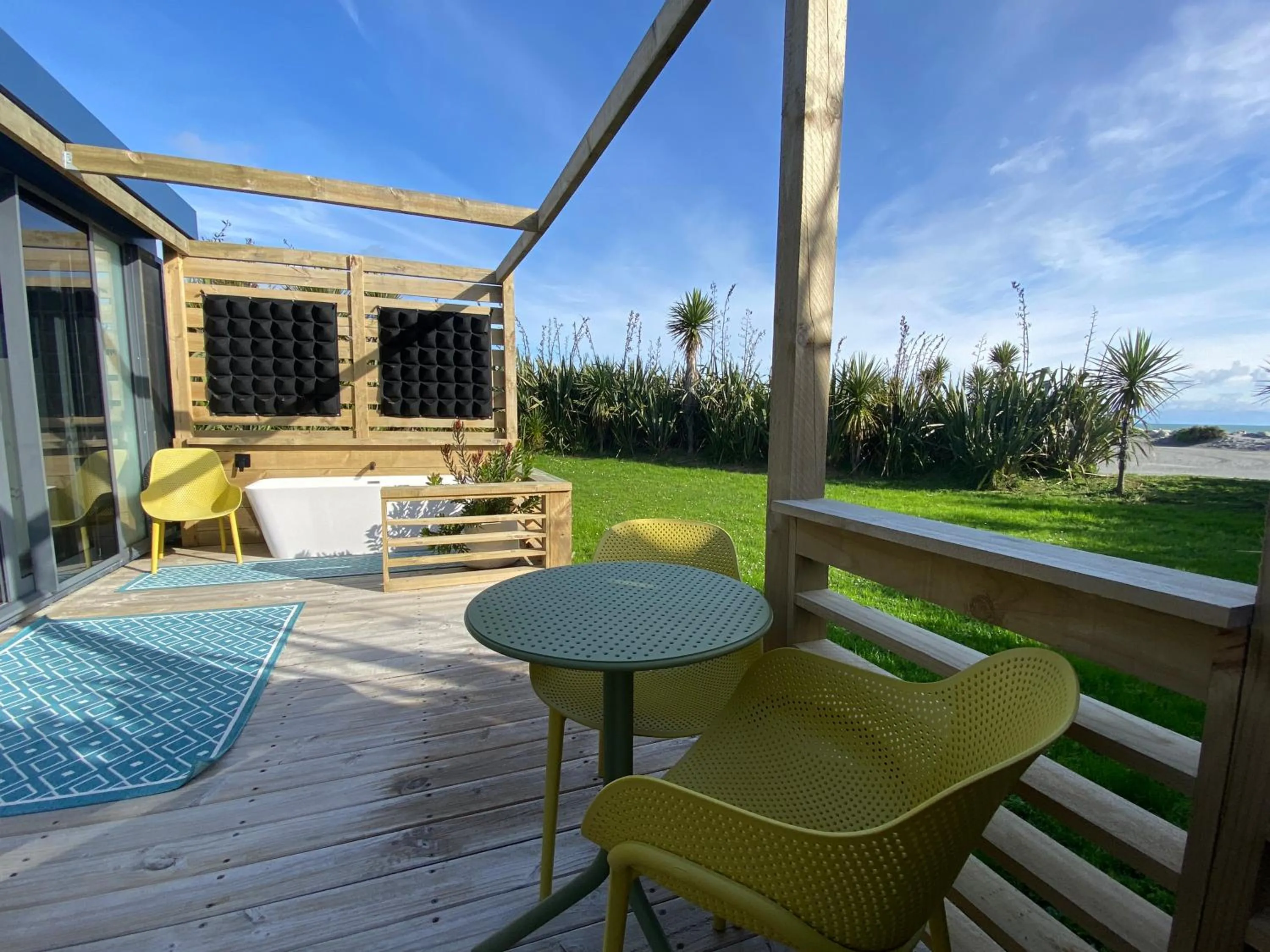 Patio in Ross Beach TOP10 Holiday Park