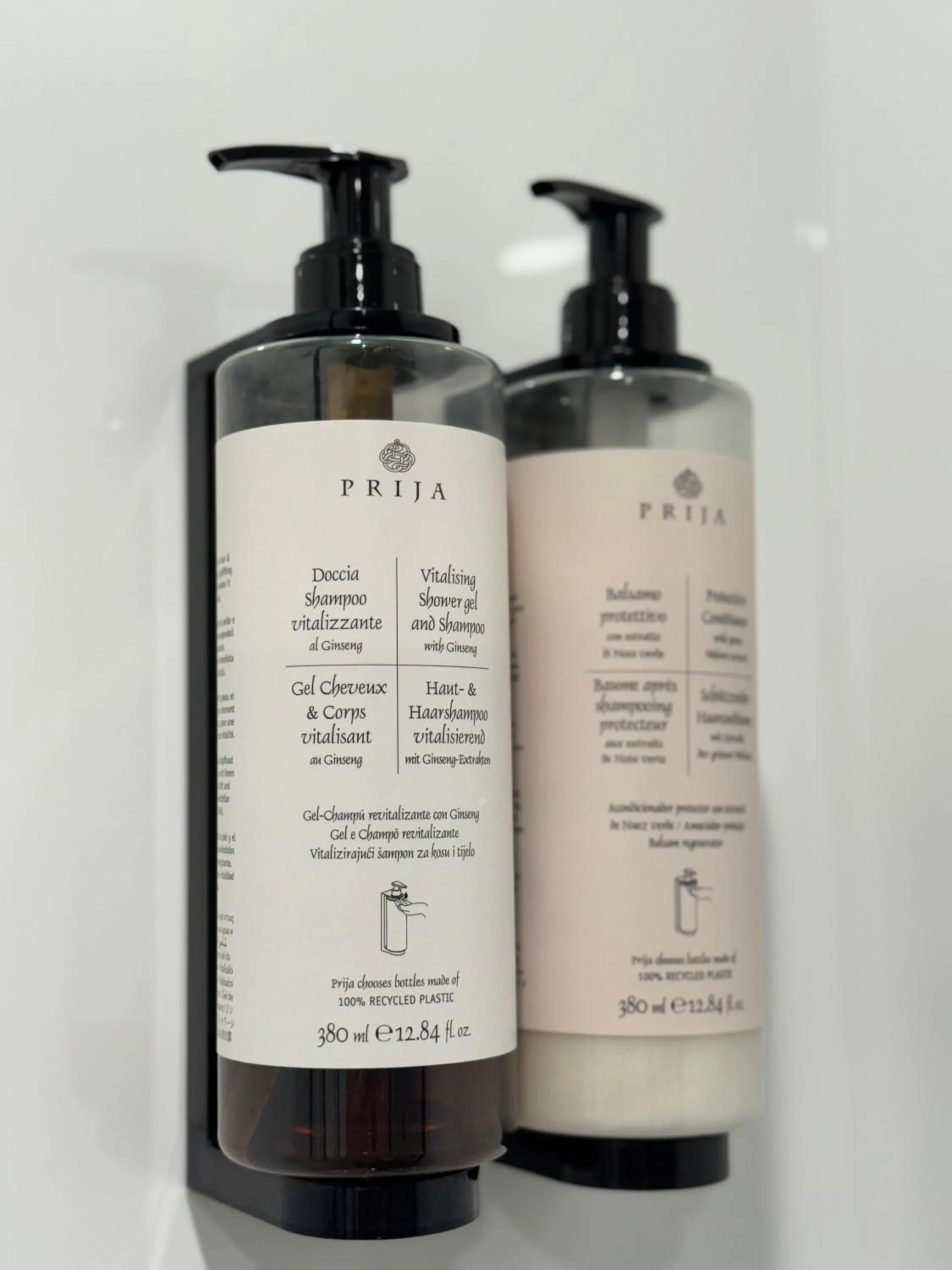 Bathroom in Ross Beach TOP10 Holiday Park