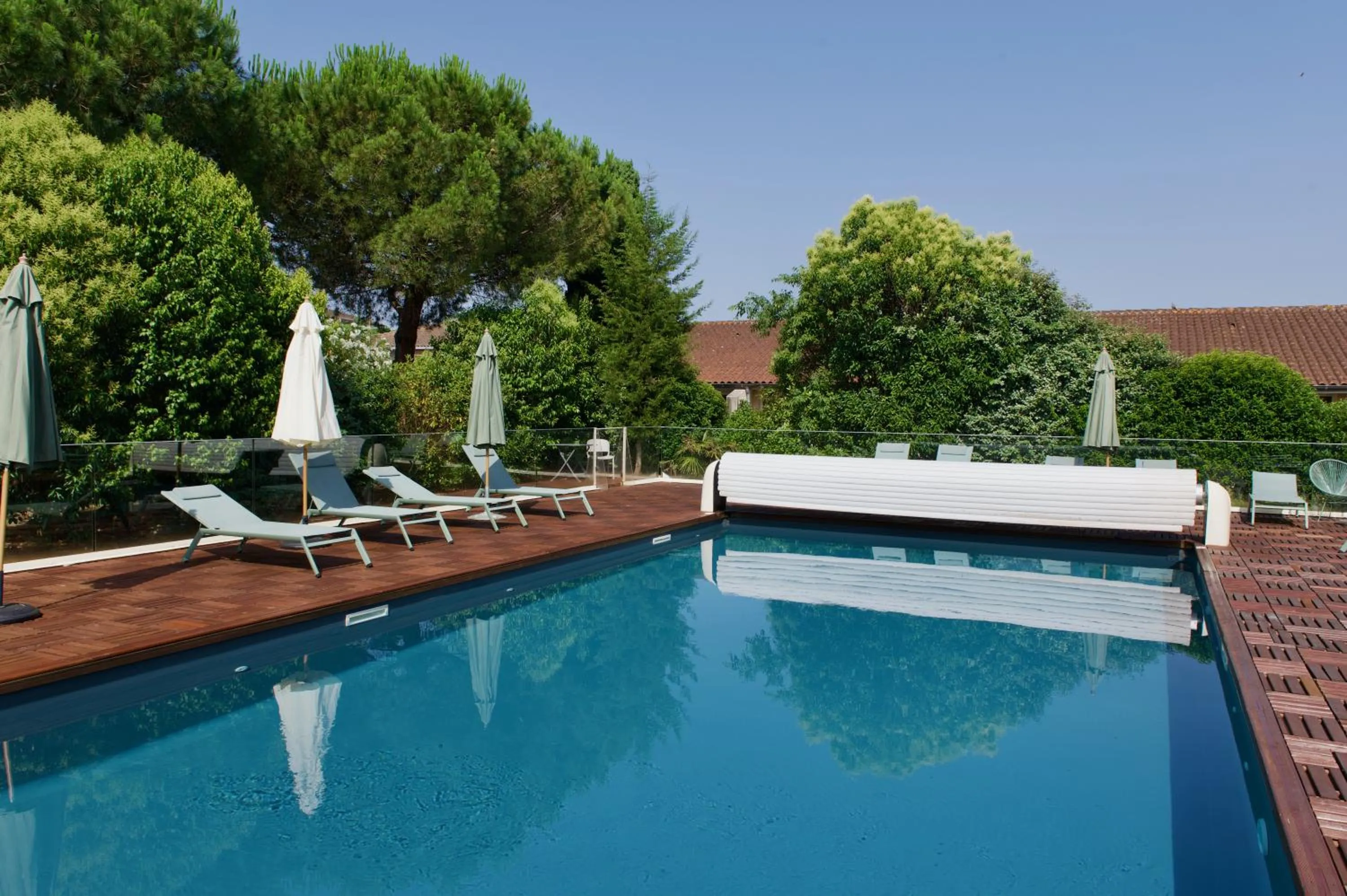 Swimming pool in Résidence de Diane - Toulouse