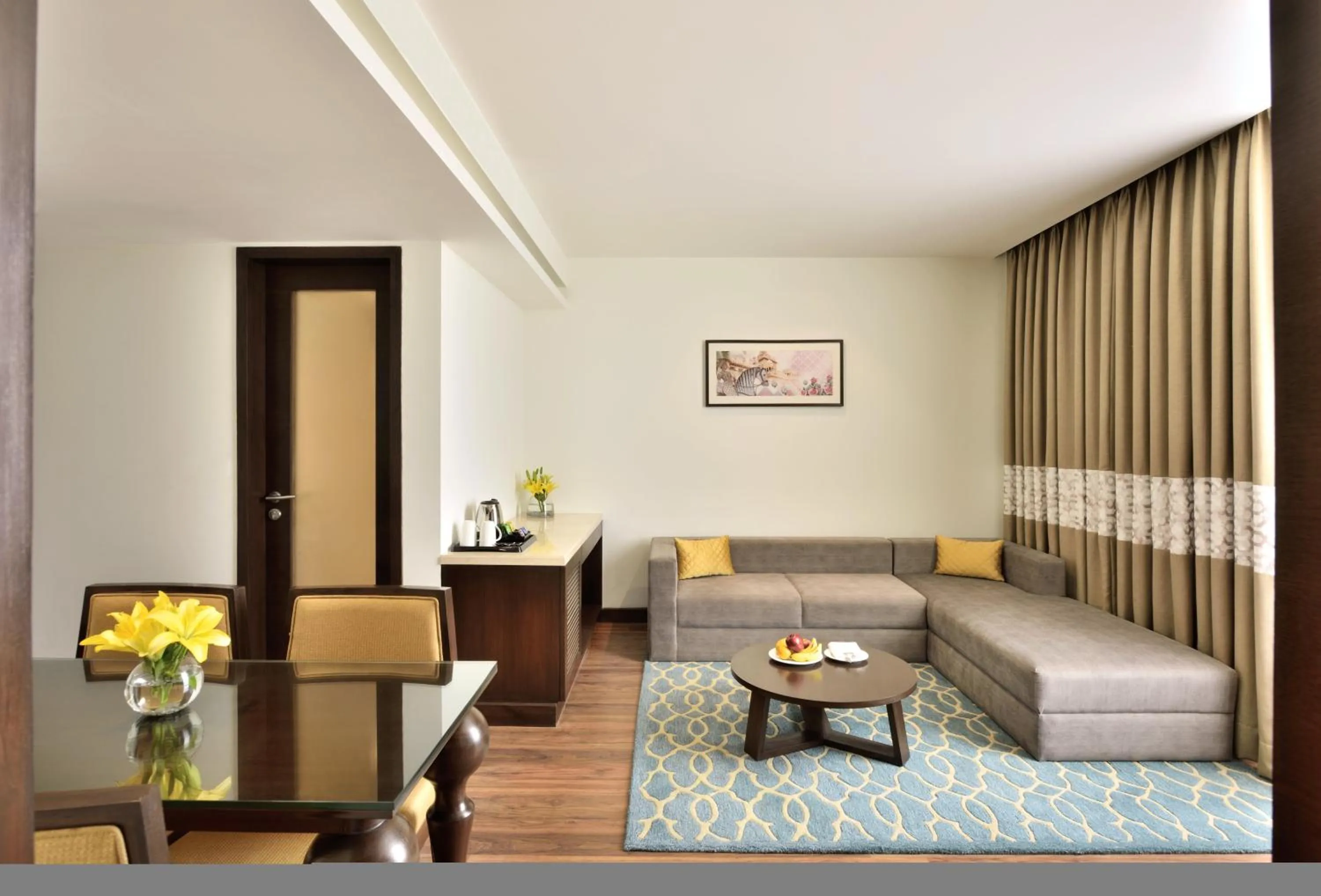 Living room in Country Inn & Suites by Radisson Kota