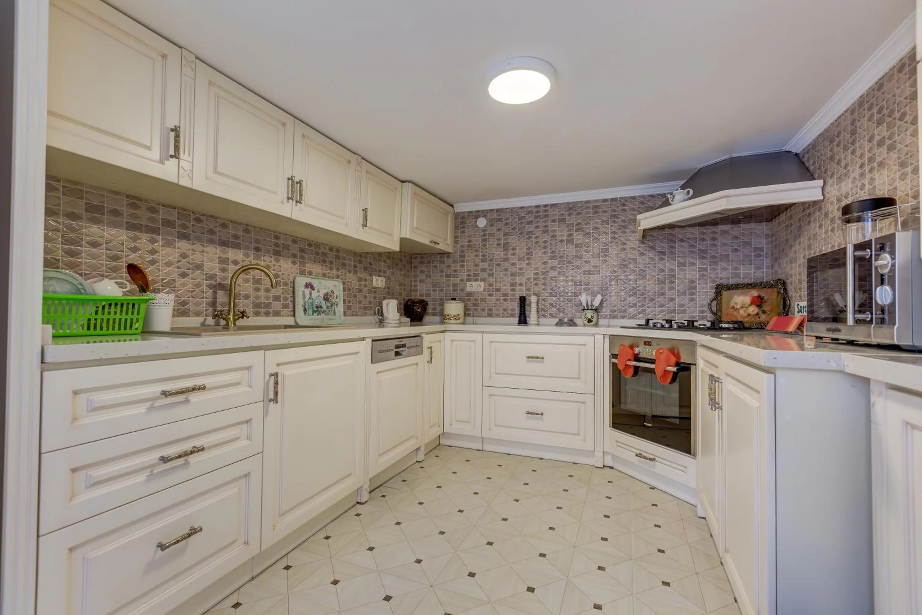 Kitchen or kitchenette in Cunda Özerbey Konağı