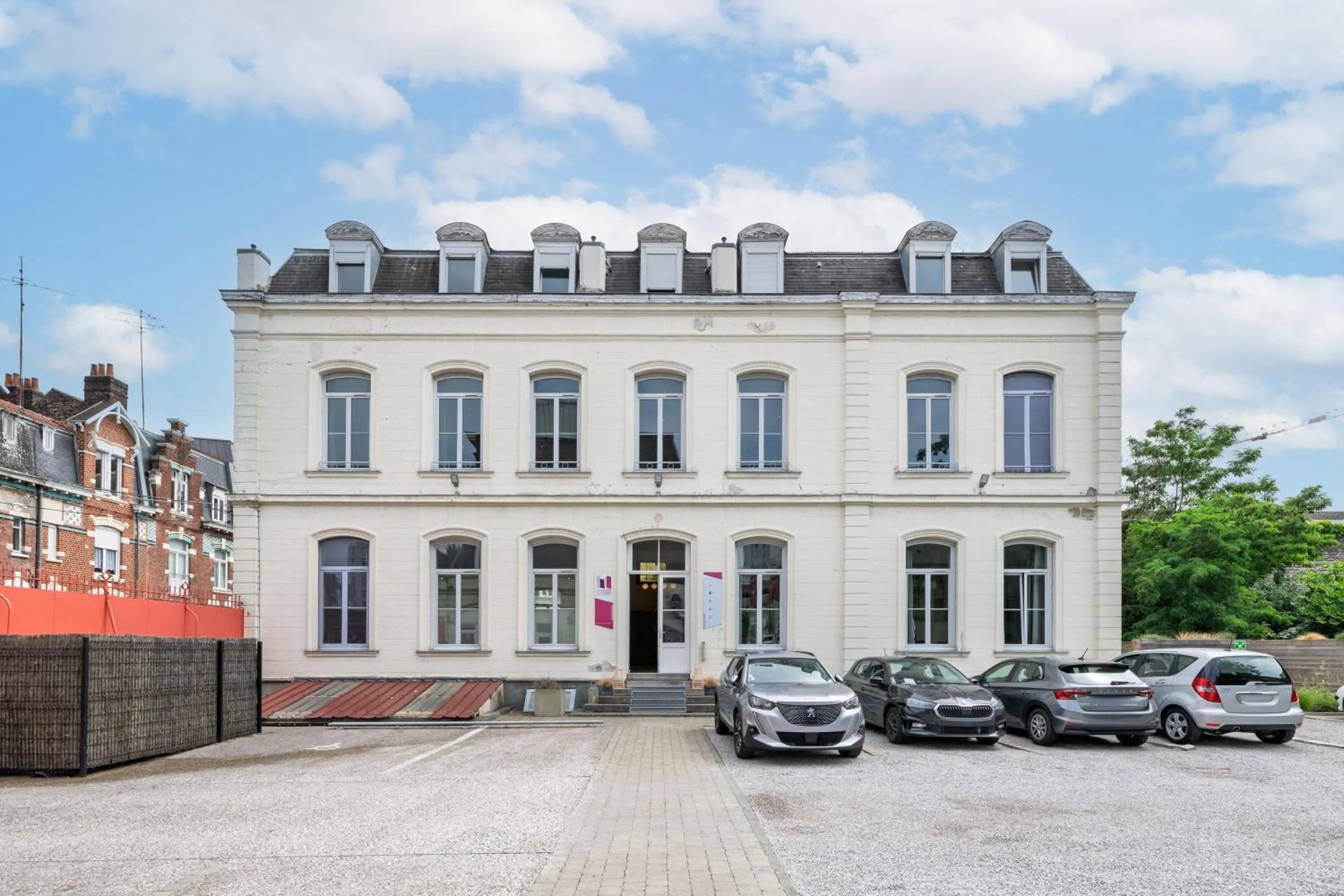 Property building in Best Western Urban Hotel