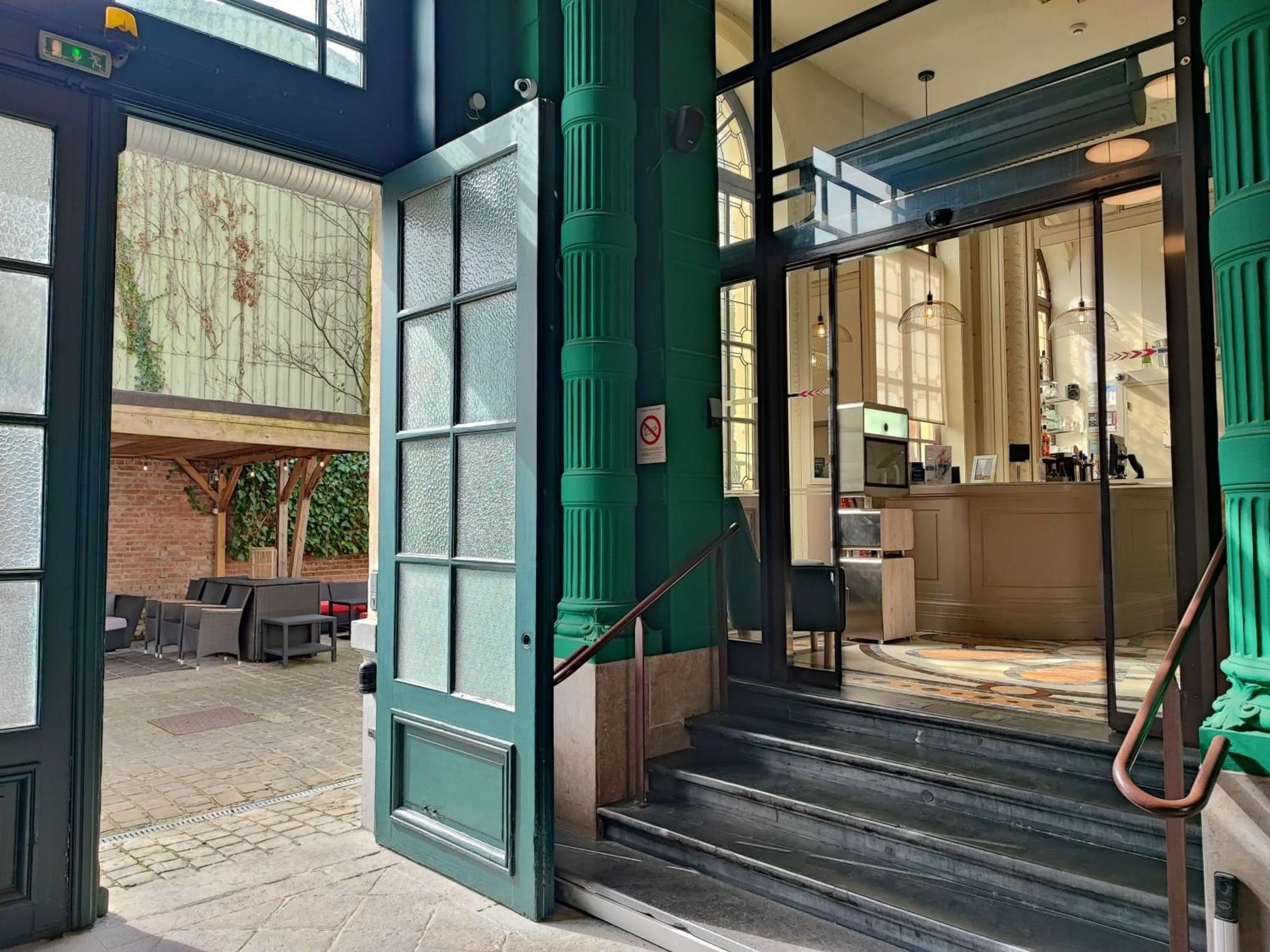 Lobby or reception in Best Western Urban Hotel