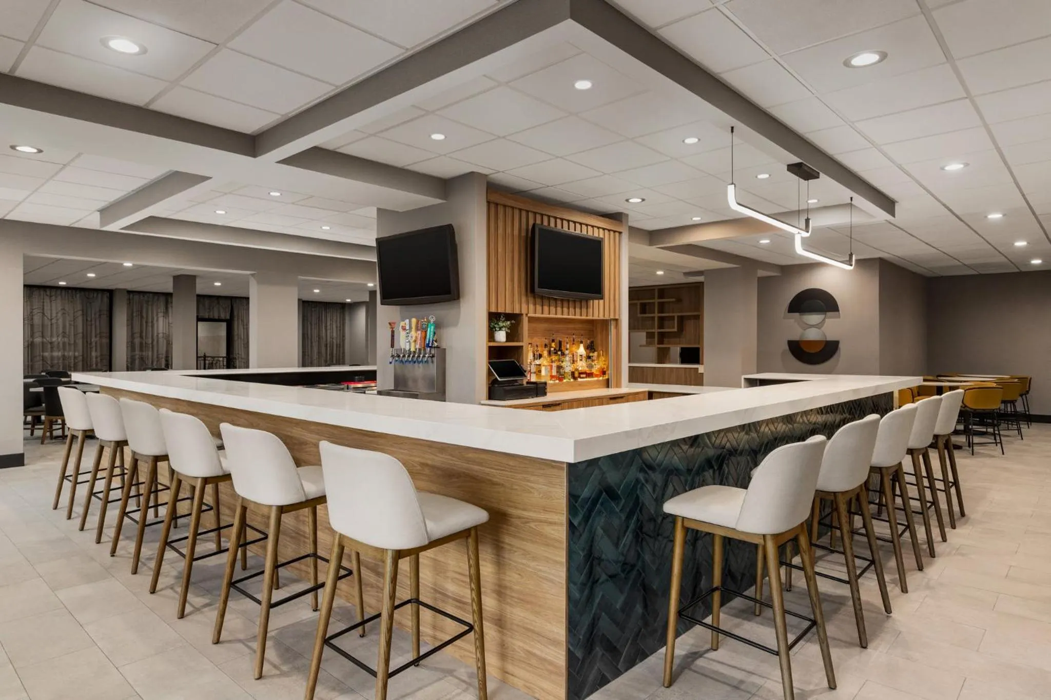Lounge or bar in Holiday Inn Nashville Downtown - Stadium by IHG