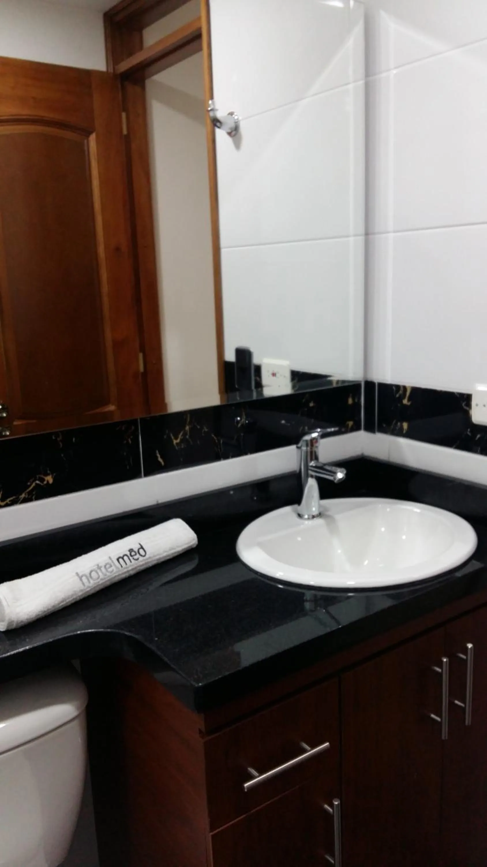 Bathroom in Hotel Med Estadio