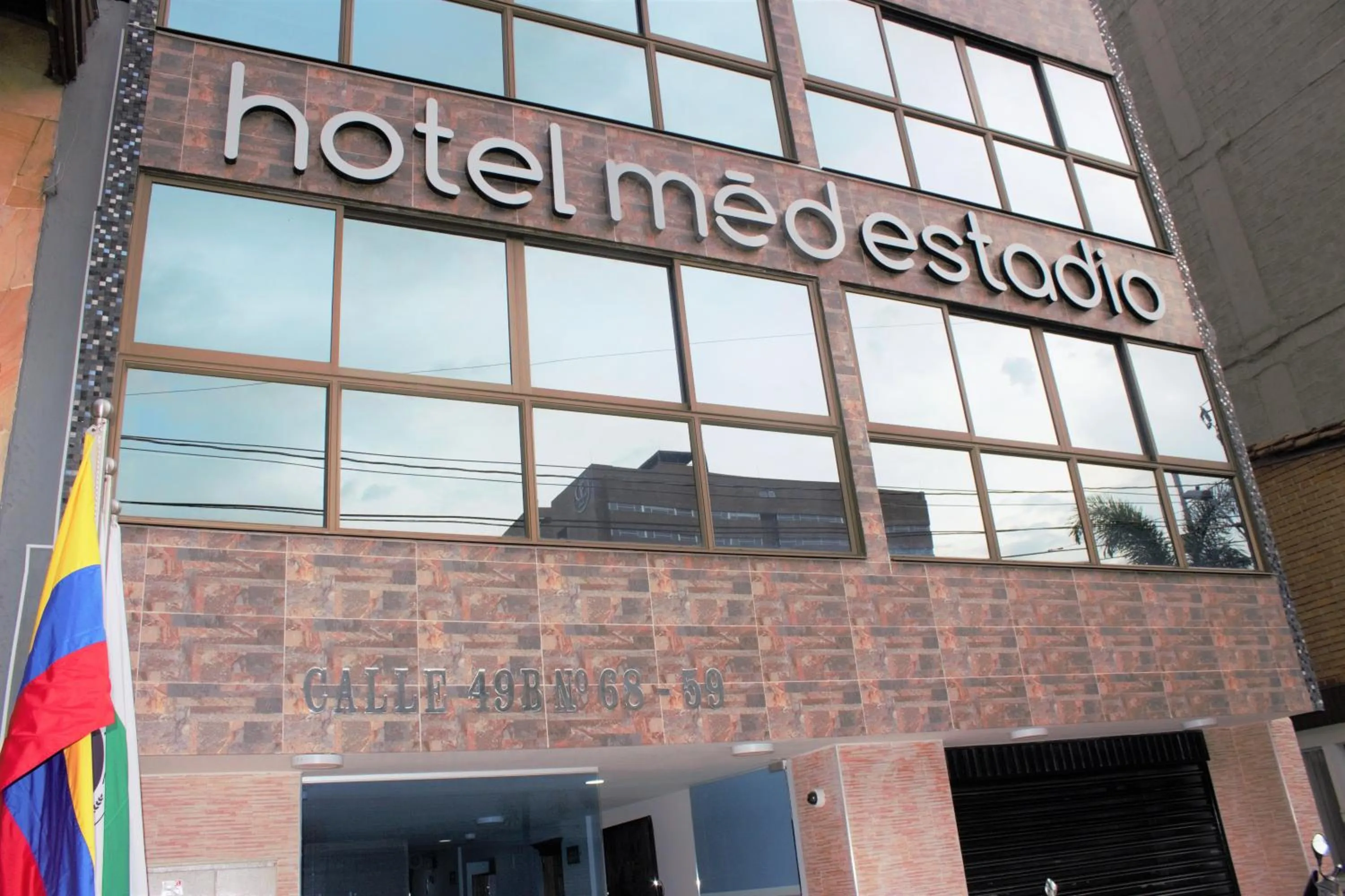 Facade/entrance in Hotel Med Estadio
