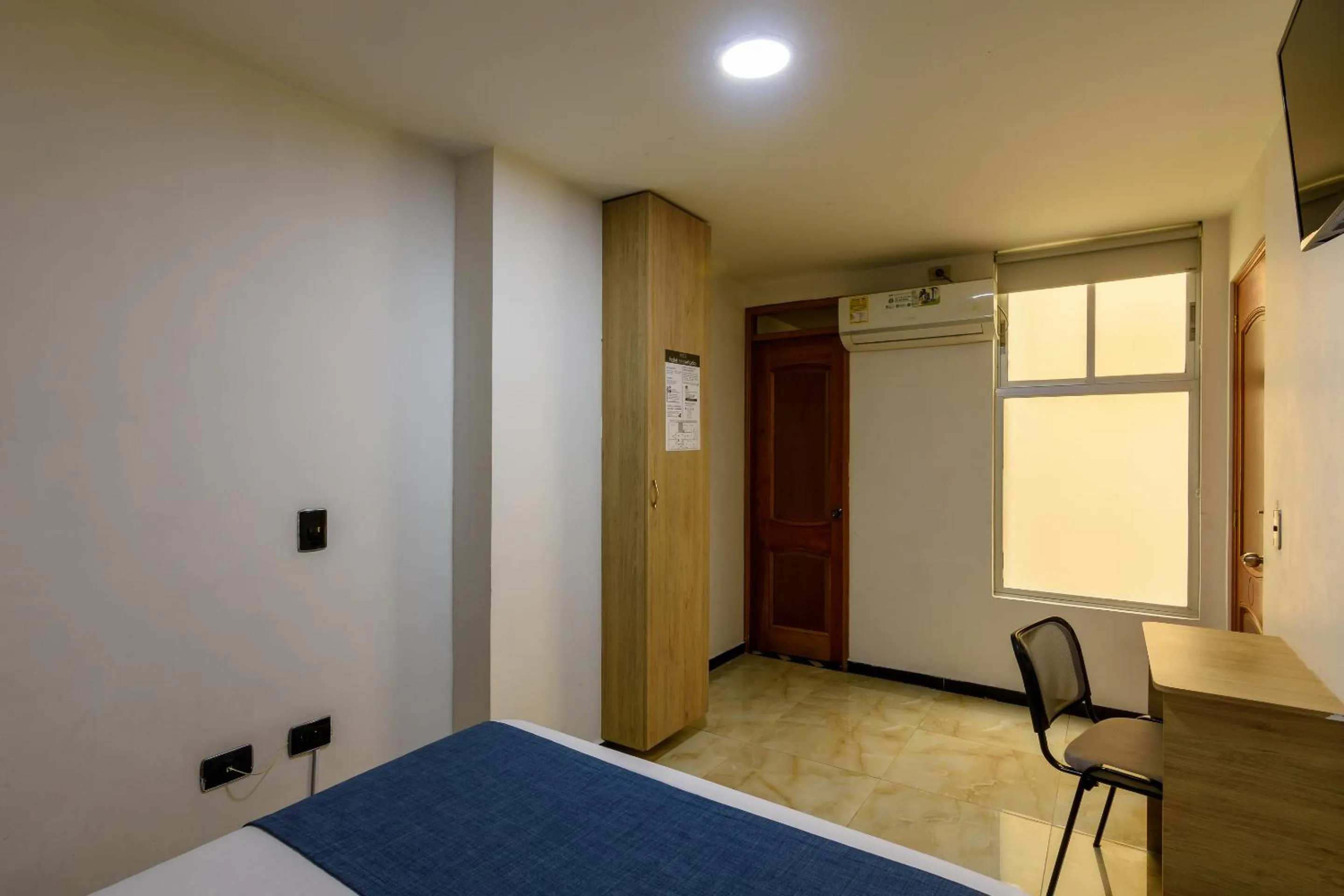 Bedroom, Bed in Hotel Med Estadio