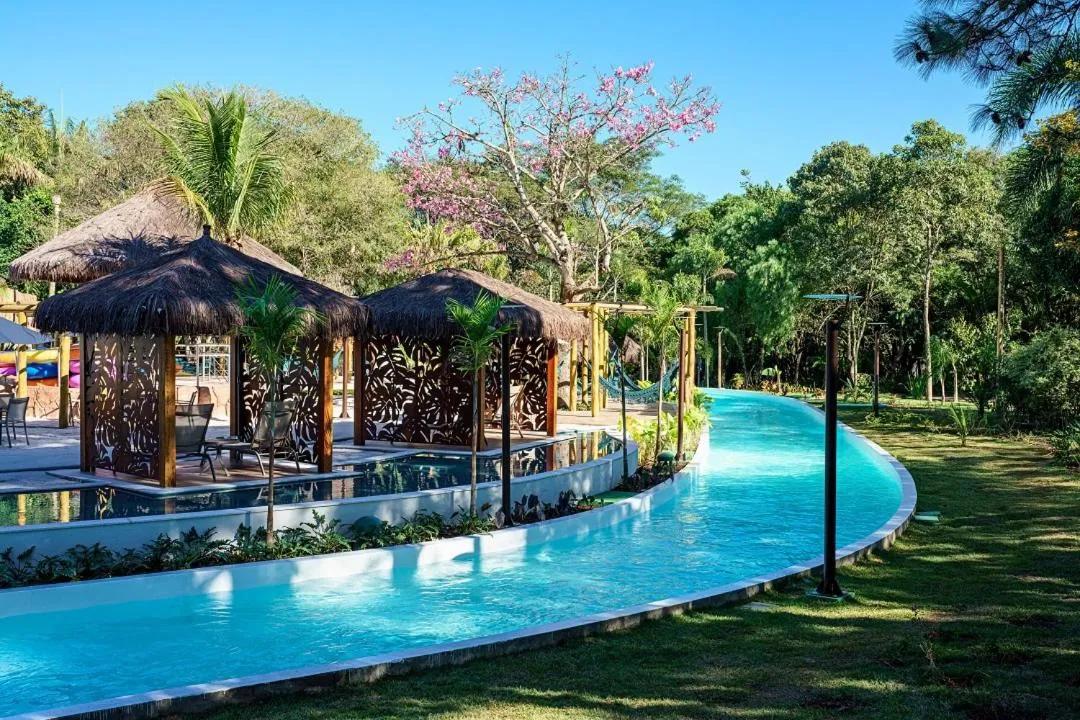 Swimming pool in Bourbon Resort Atibaia