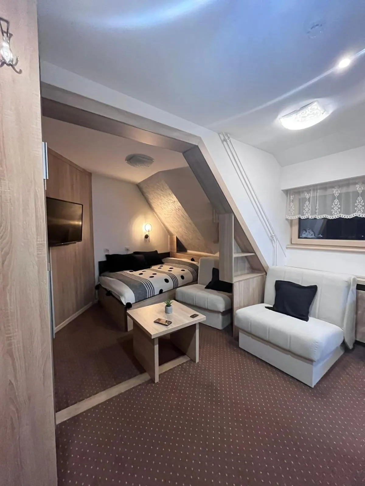 Apartment Maja Konaci