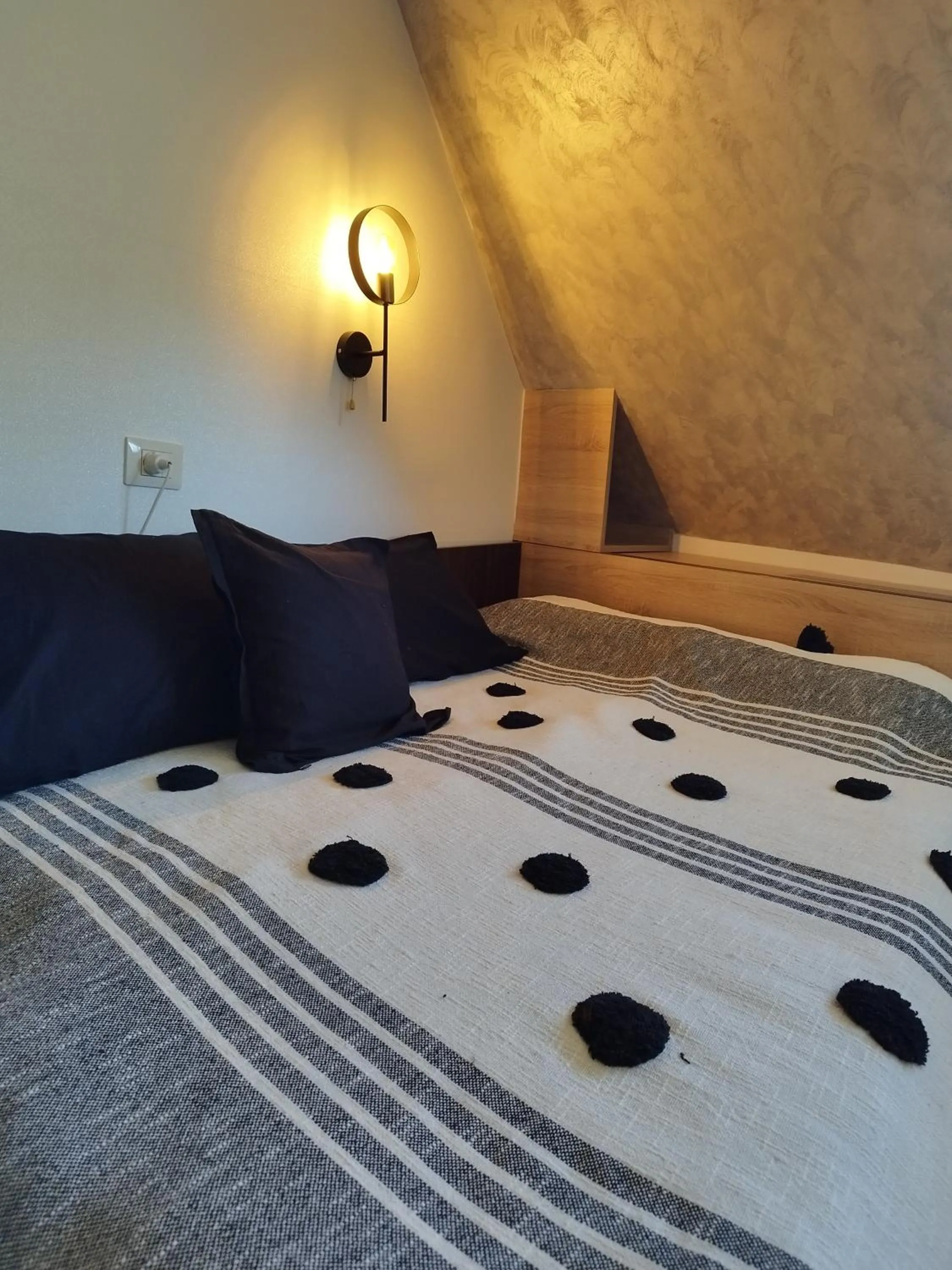Bed in Apartment Maja Konaci