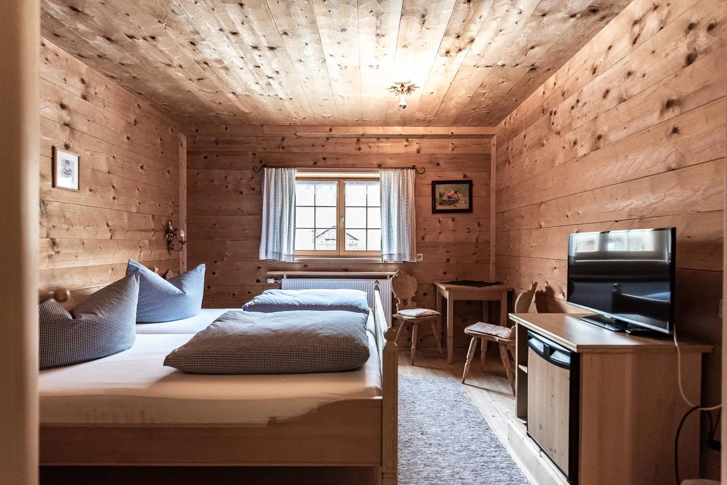 Photo of the whole room, Bed in Gaemsle - Rueckzugsort in den Bergen