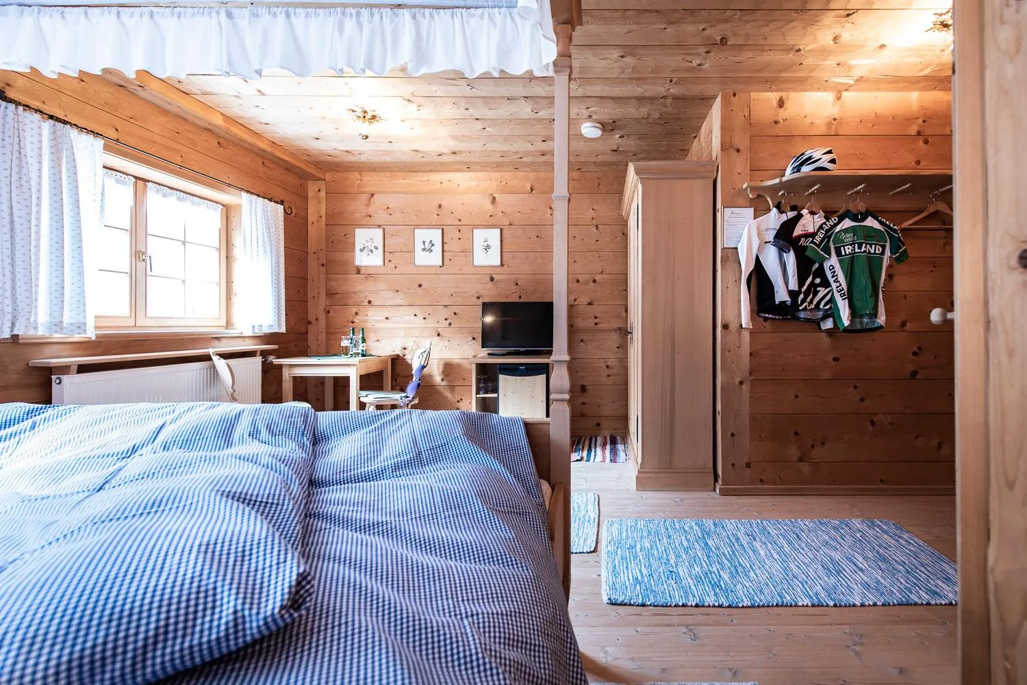 Photo of the whole room, Bed in Gaemsle - Rueckzugsort in den Bergen