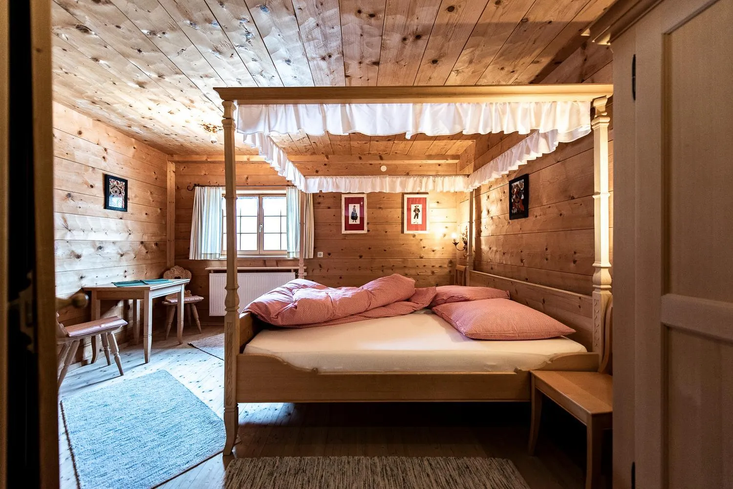 Bedroom, Bed in Gaemsle - Rueckzugsort in den Bergen