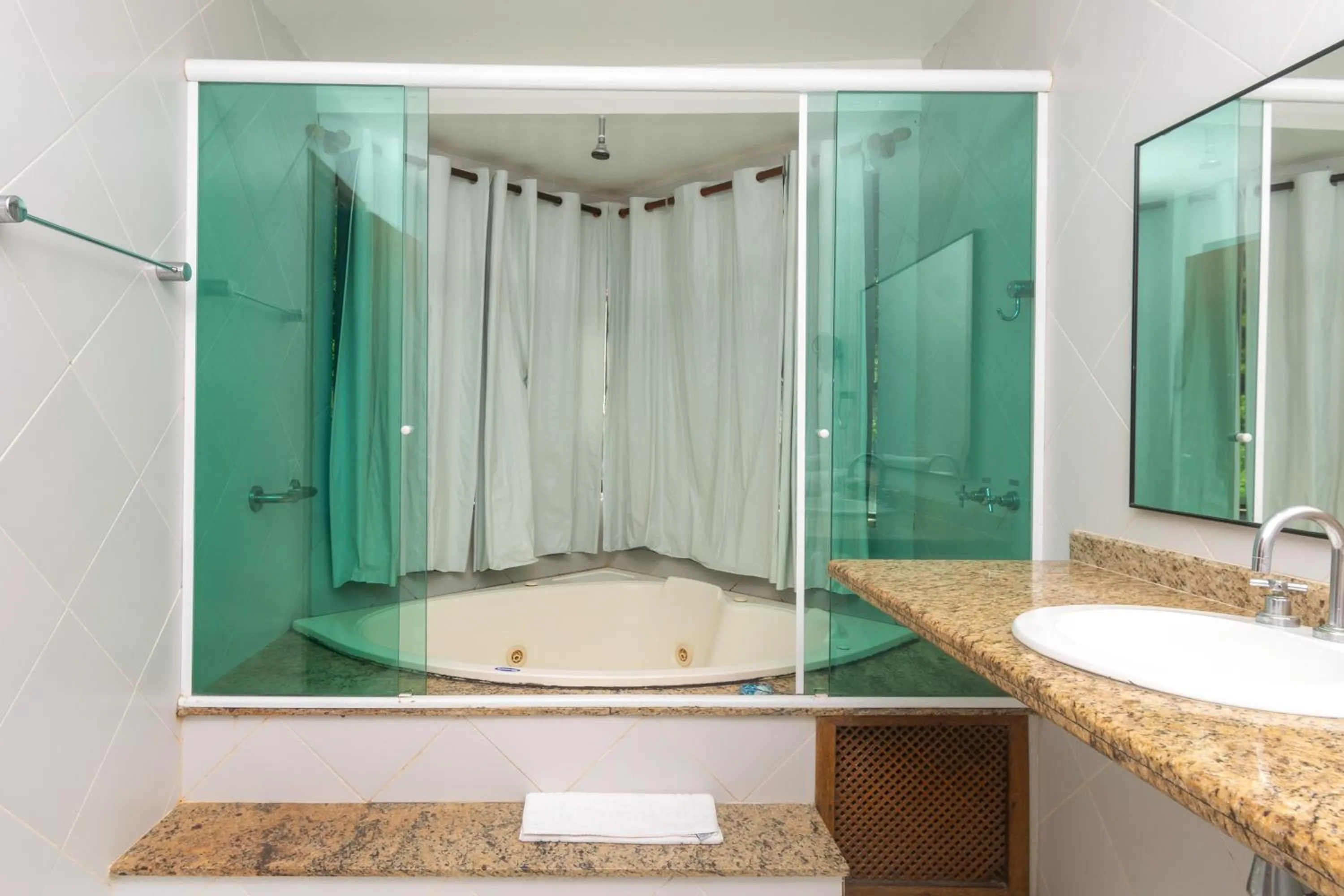 Shower in Pousada MAR João Fernandes