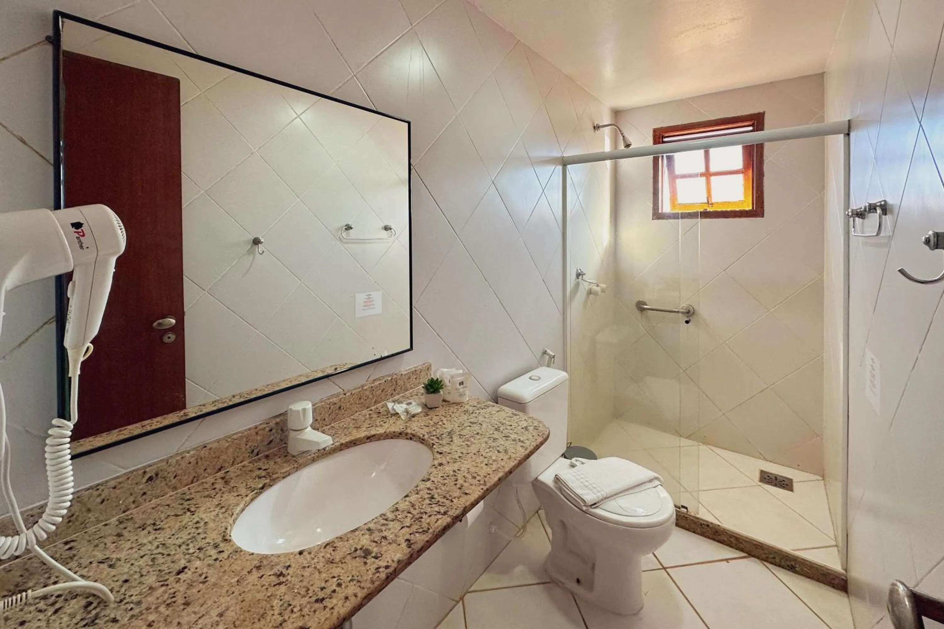 Shower in Pousada MAR João Fernandes