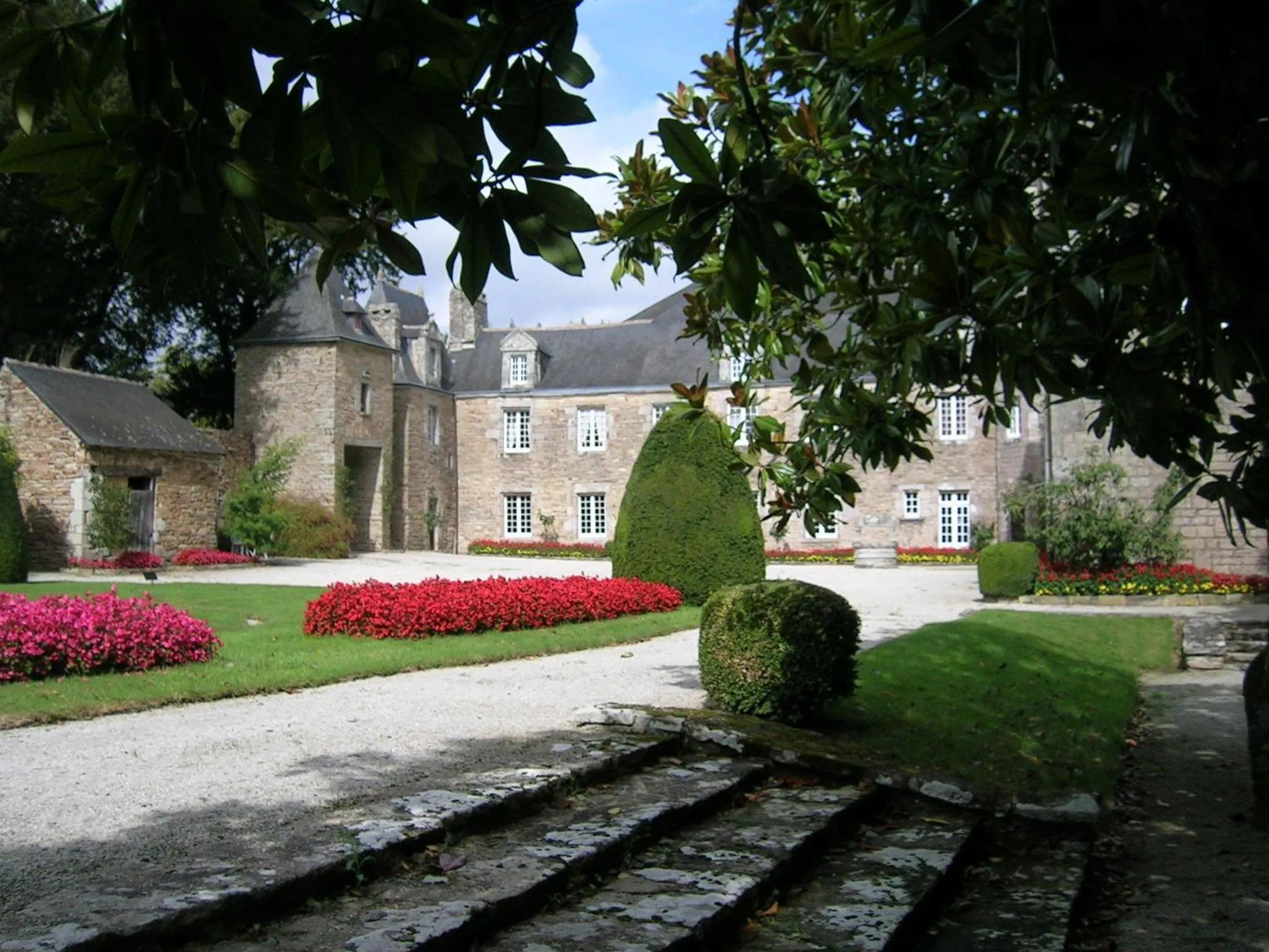 Property building in Manoir Du Stang