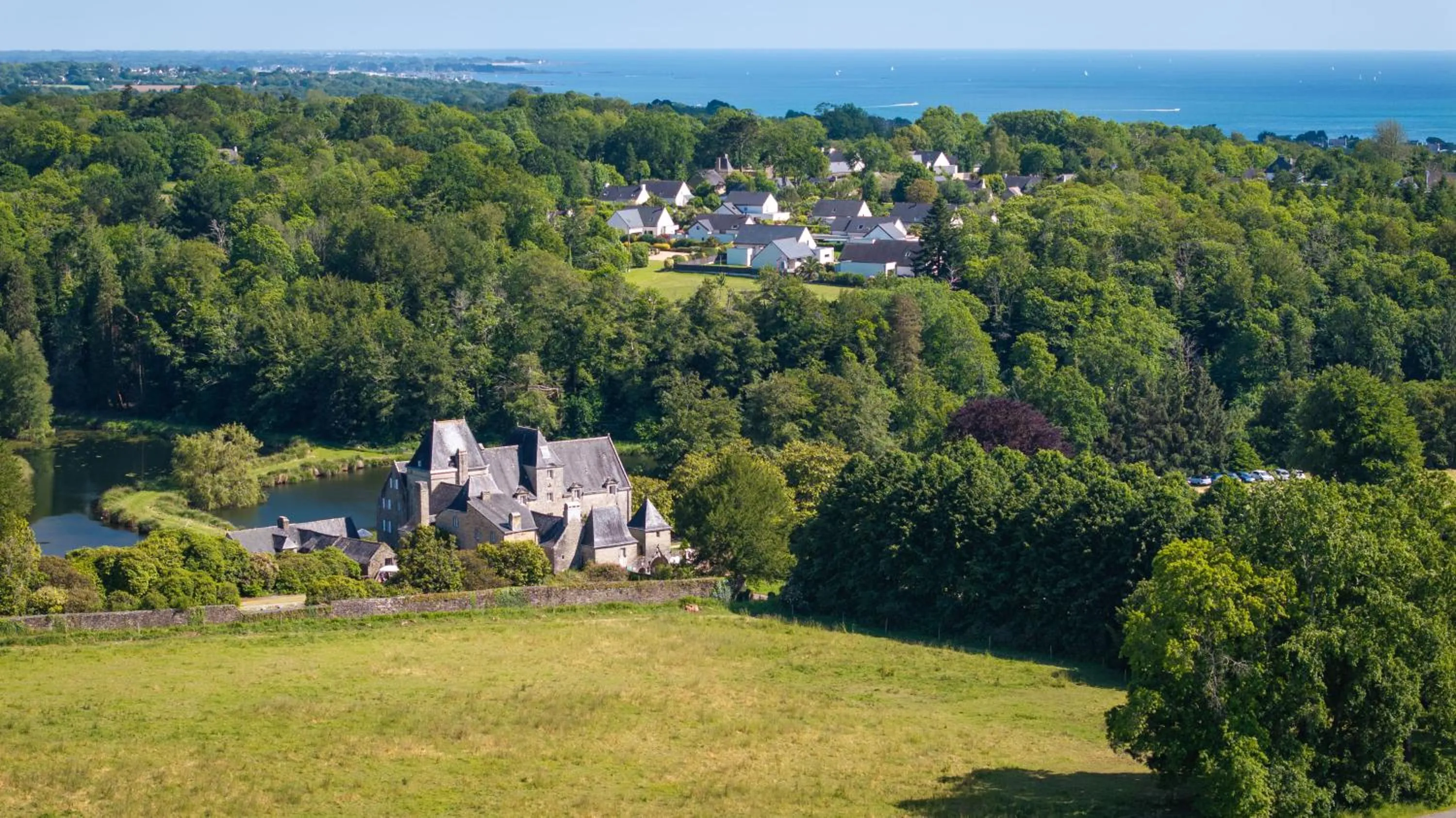 Beach in Manoir Du Stang