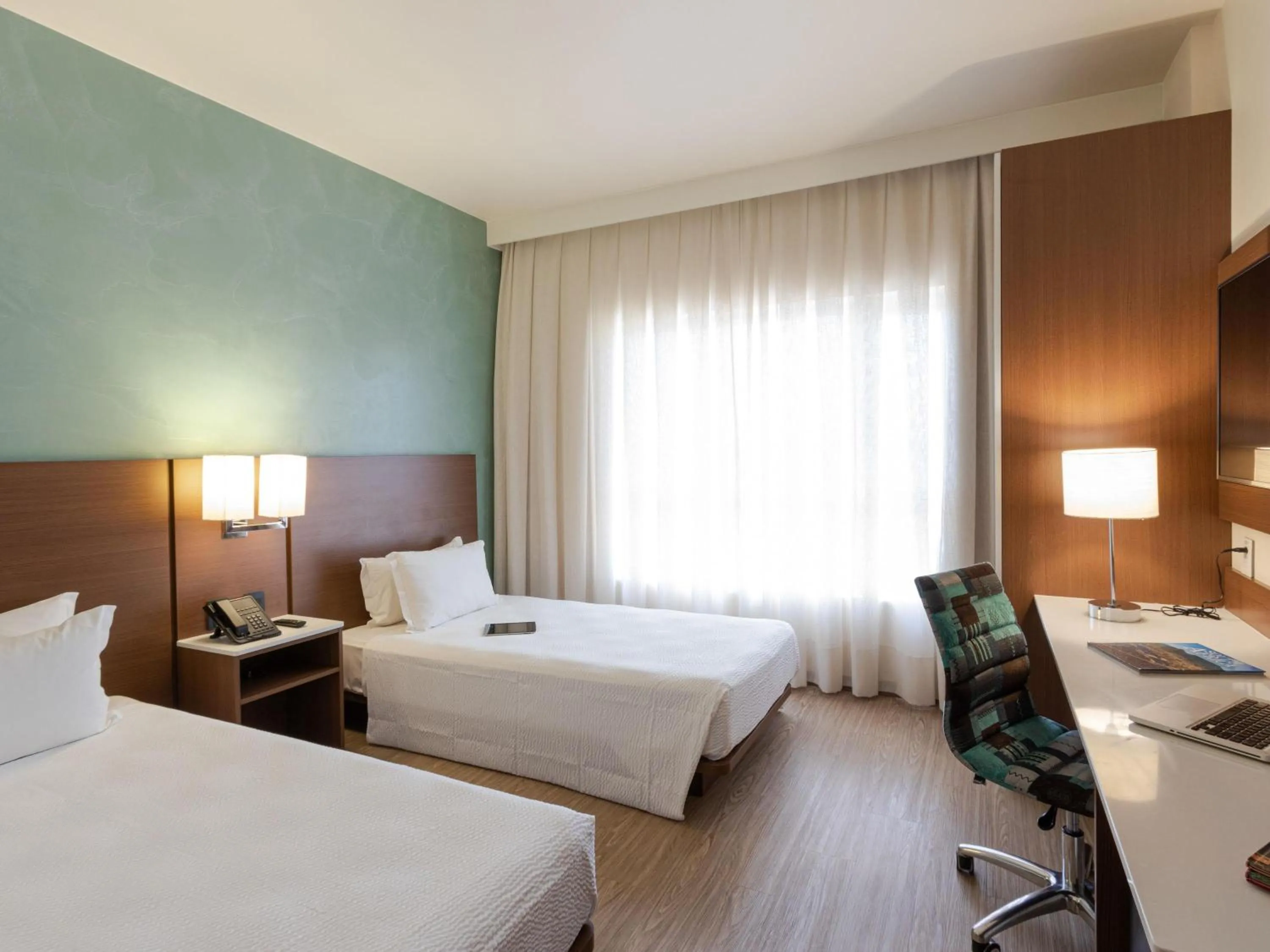 Bedroom, Bed in ibis Styles Curitiba Aeroporto