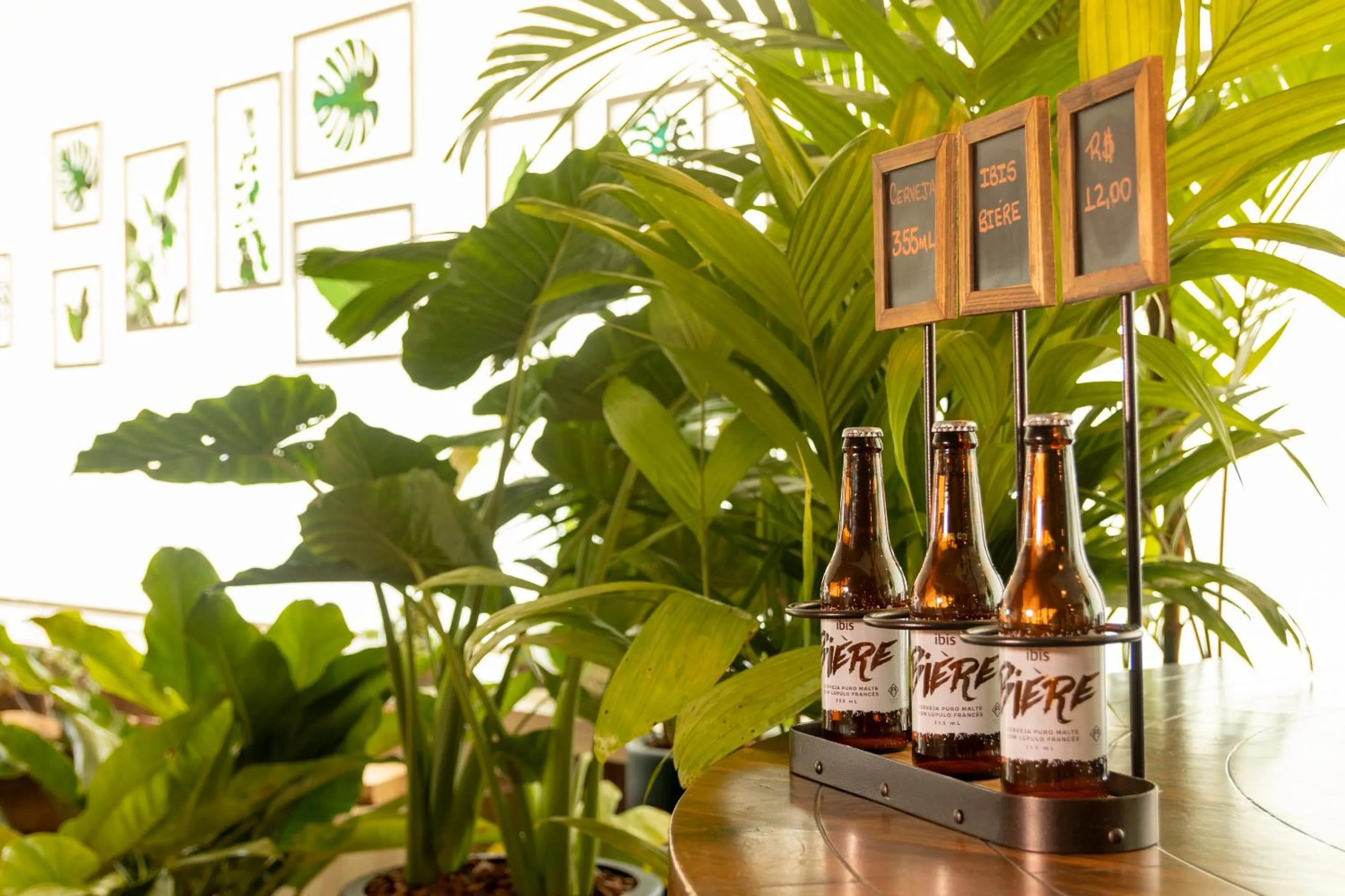 Lounge or bar in ibis Styles Curitiba Aeroporto