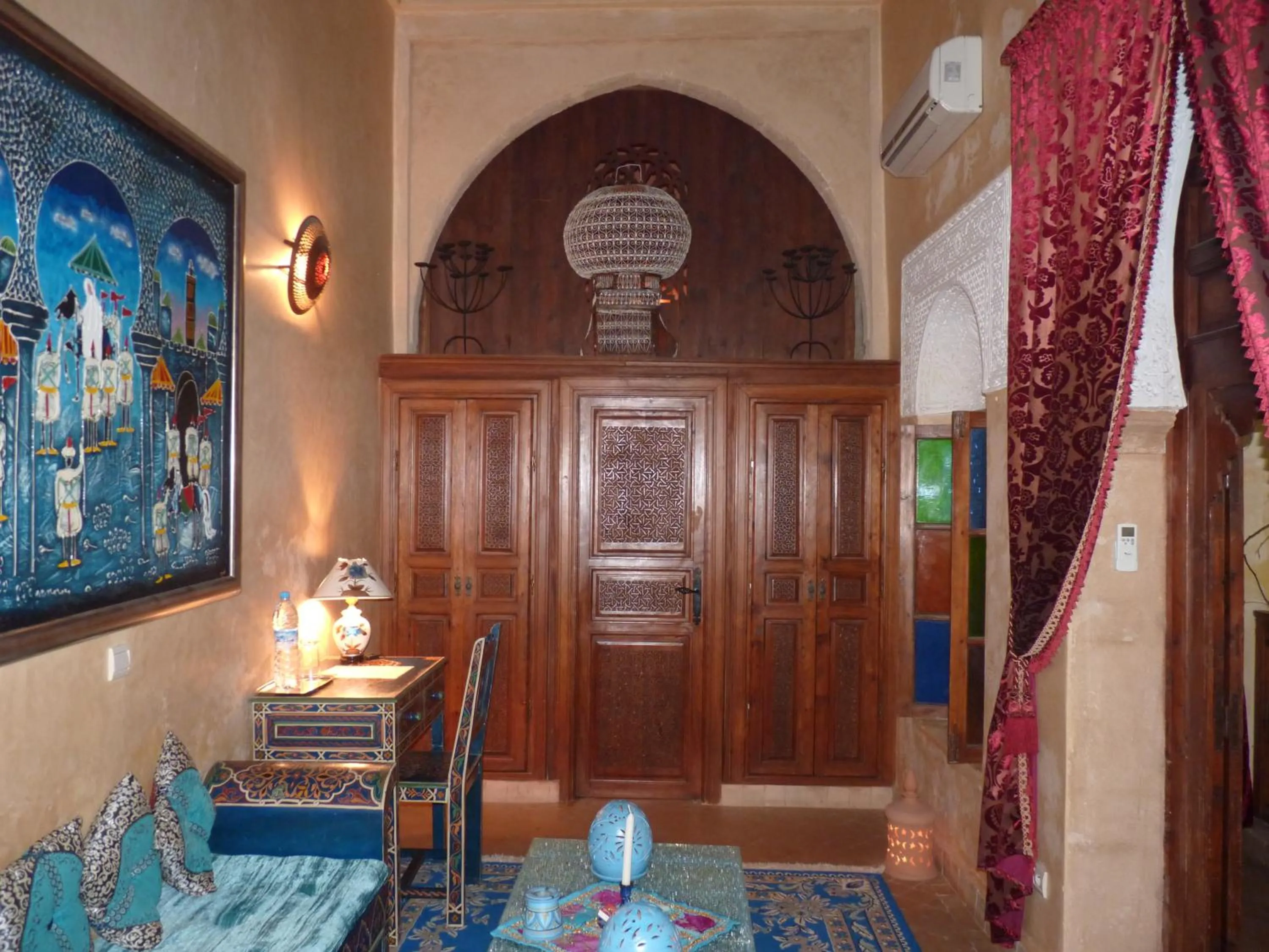 Decorative detail in Riad Marlinea