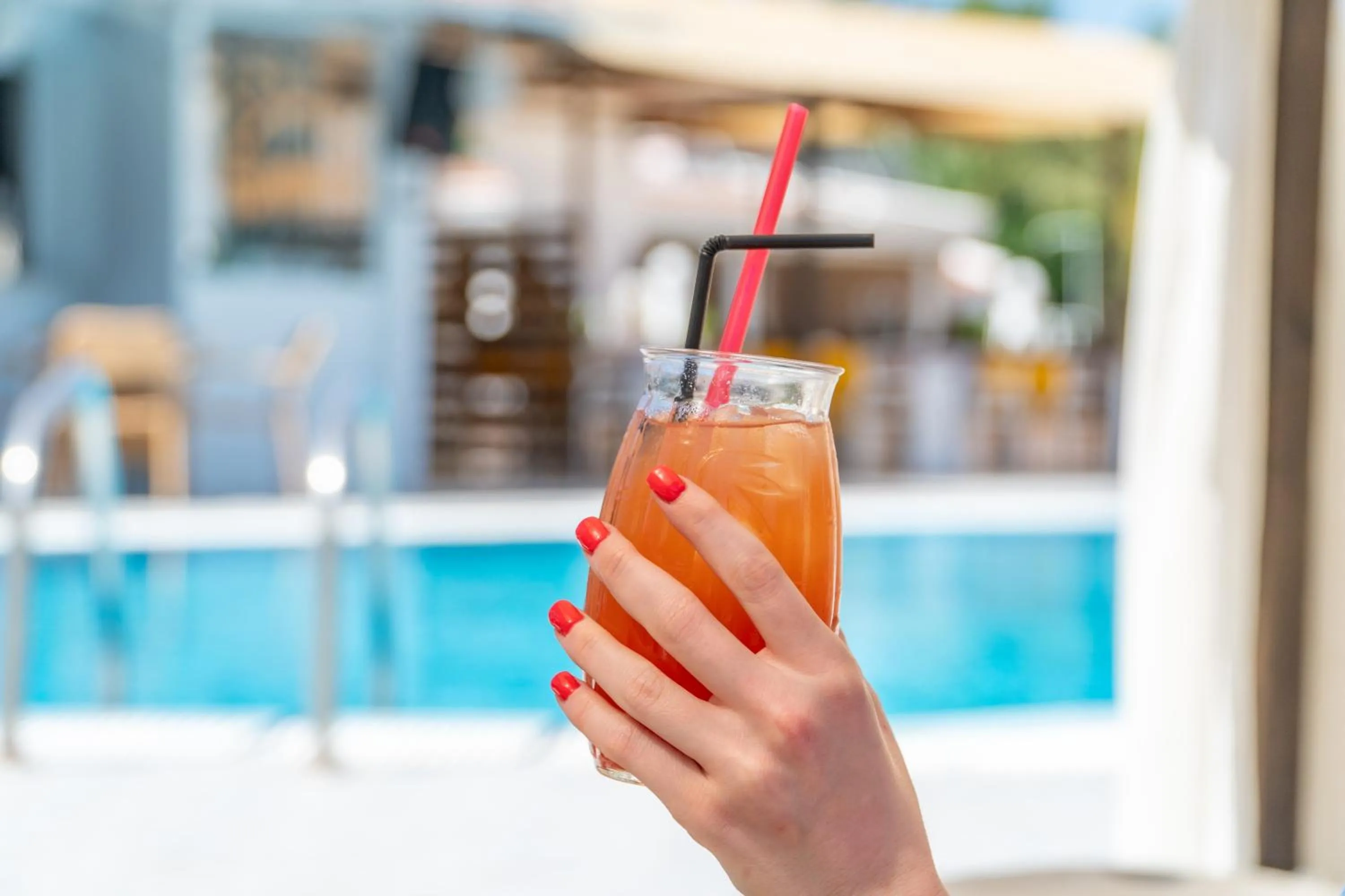 Drinks in Sandy Beach Complex - Poolside Studios & Seaside Apartments