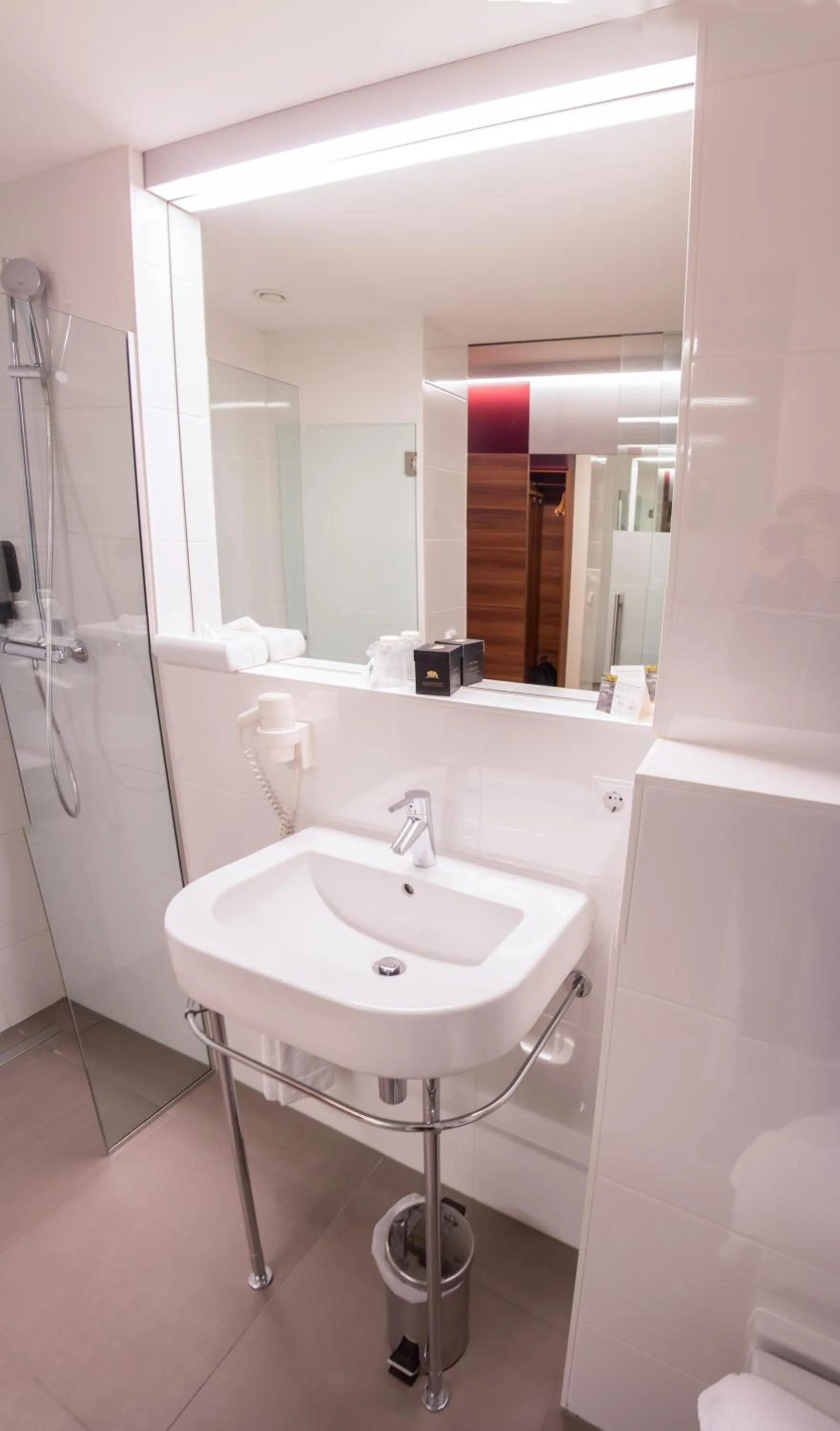 Bathroom in Hotel Schwarzer Bär