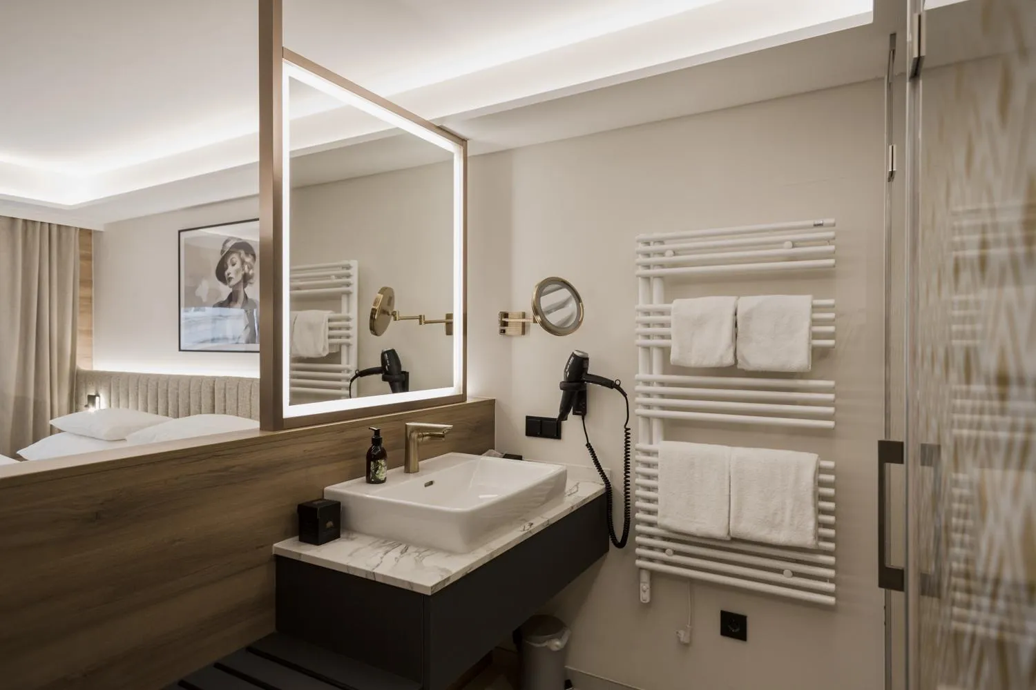 Bathroom in Hotel Schwarzer Bär