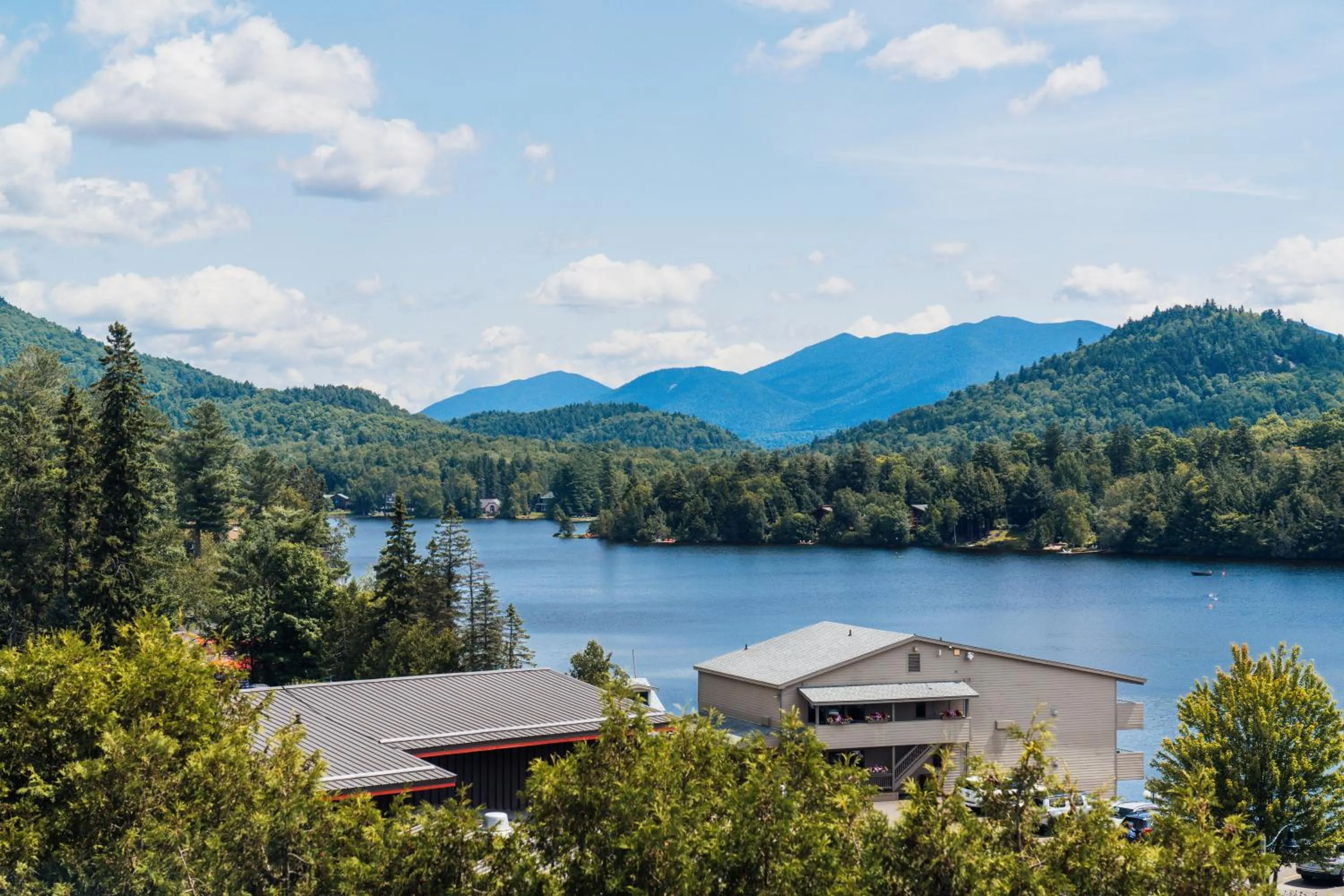 Lake view in Bluebird Lake Placid