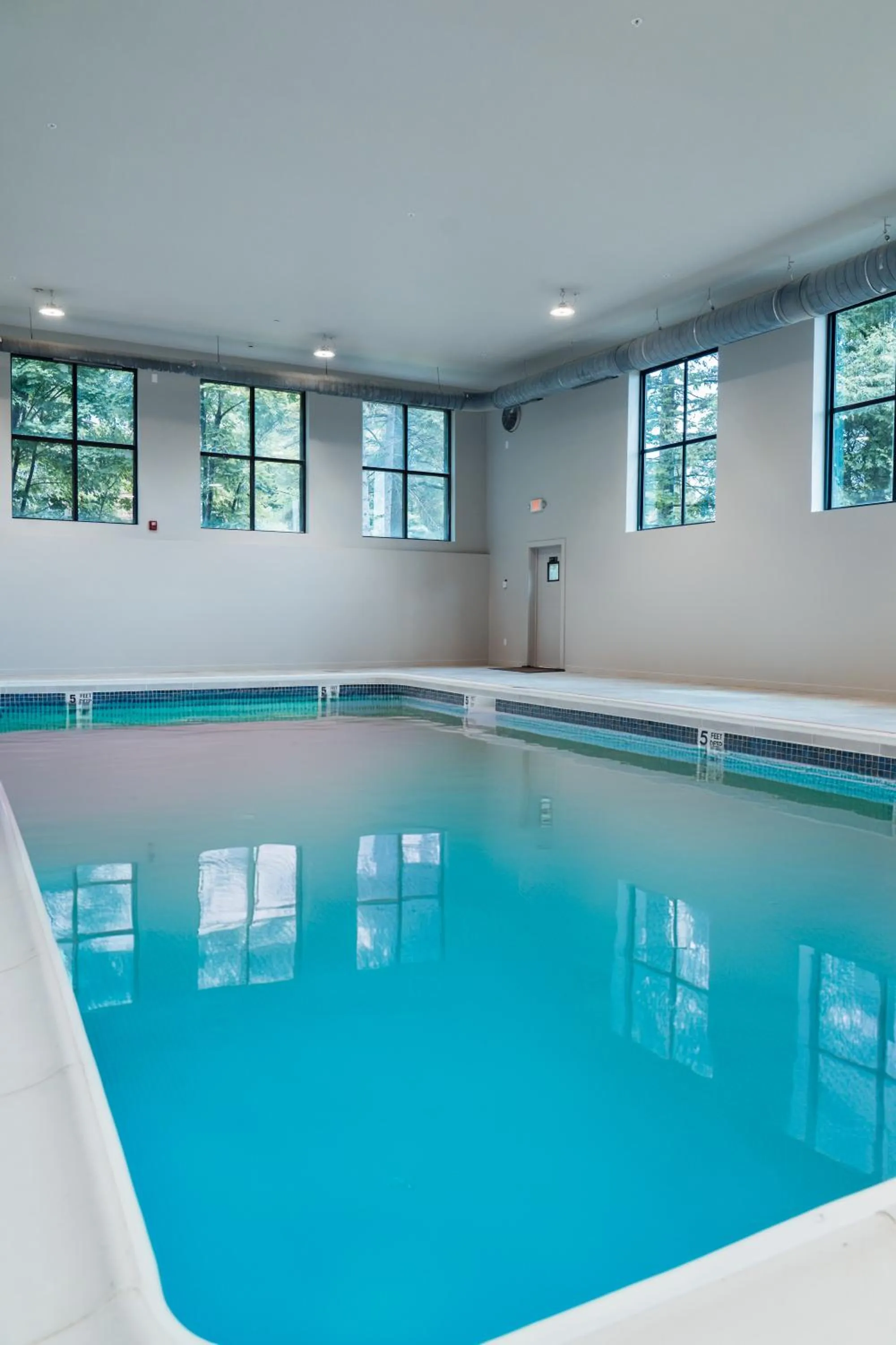Swimming pool in Bluebird Lake Placid