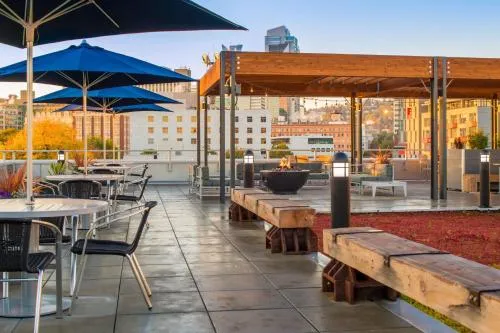 Hampton Inn And Suites By Hilton Portland-Pearl District