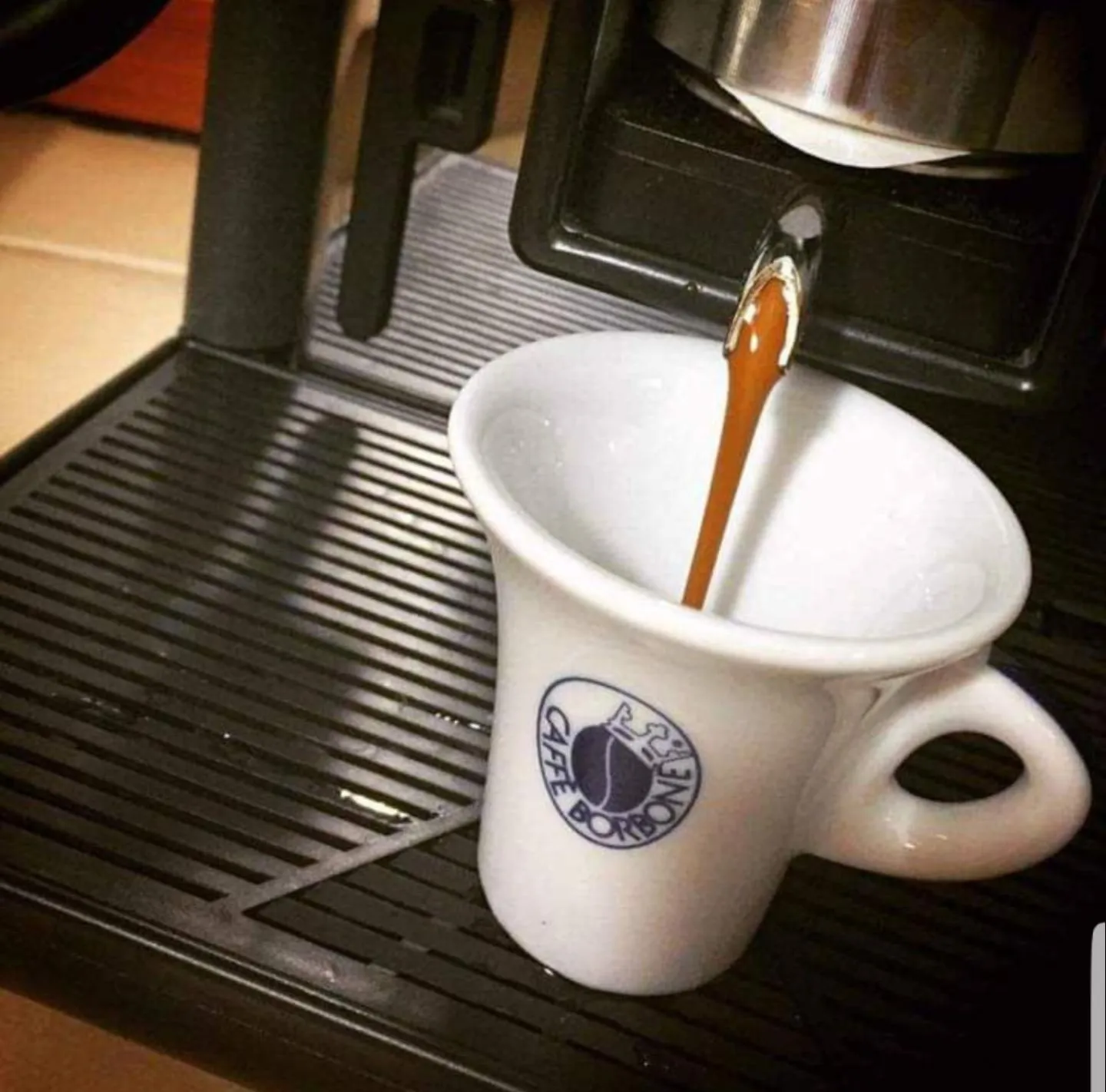 Coffee/tea facilities in 315 Via Roma Rooms centro