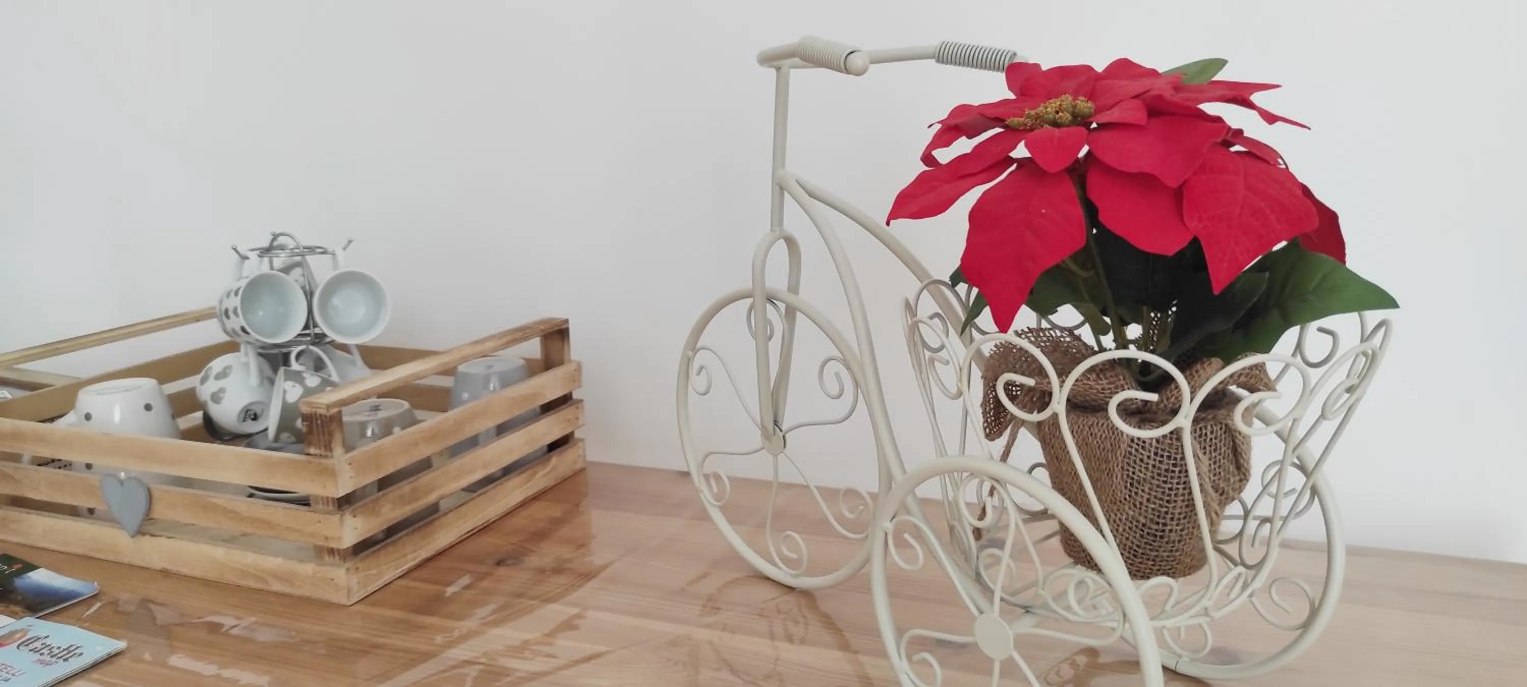 Decorative detail in 315 Via Roma Rooms centro