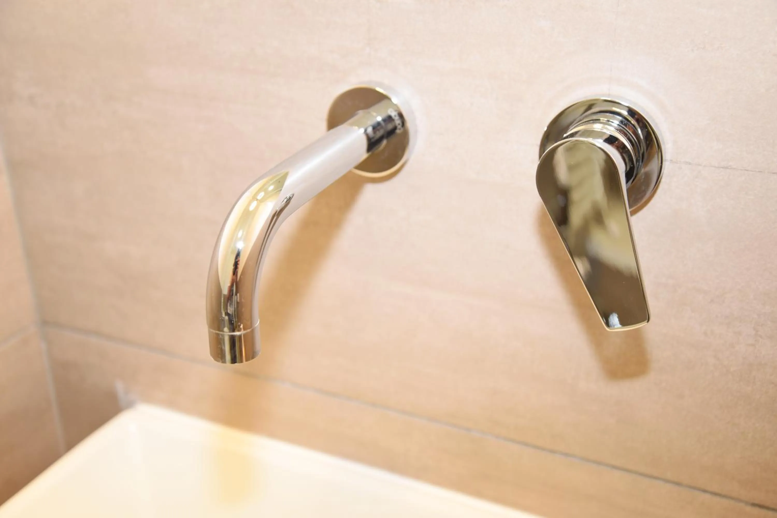 Bathroom in 315 Via Roma Rooms centro