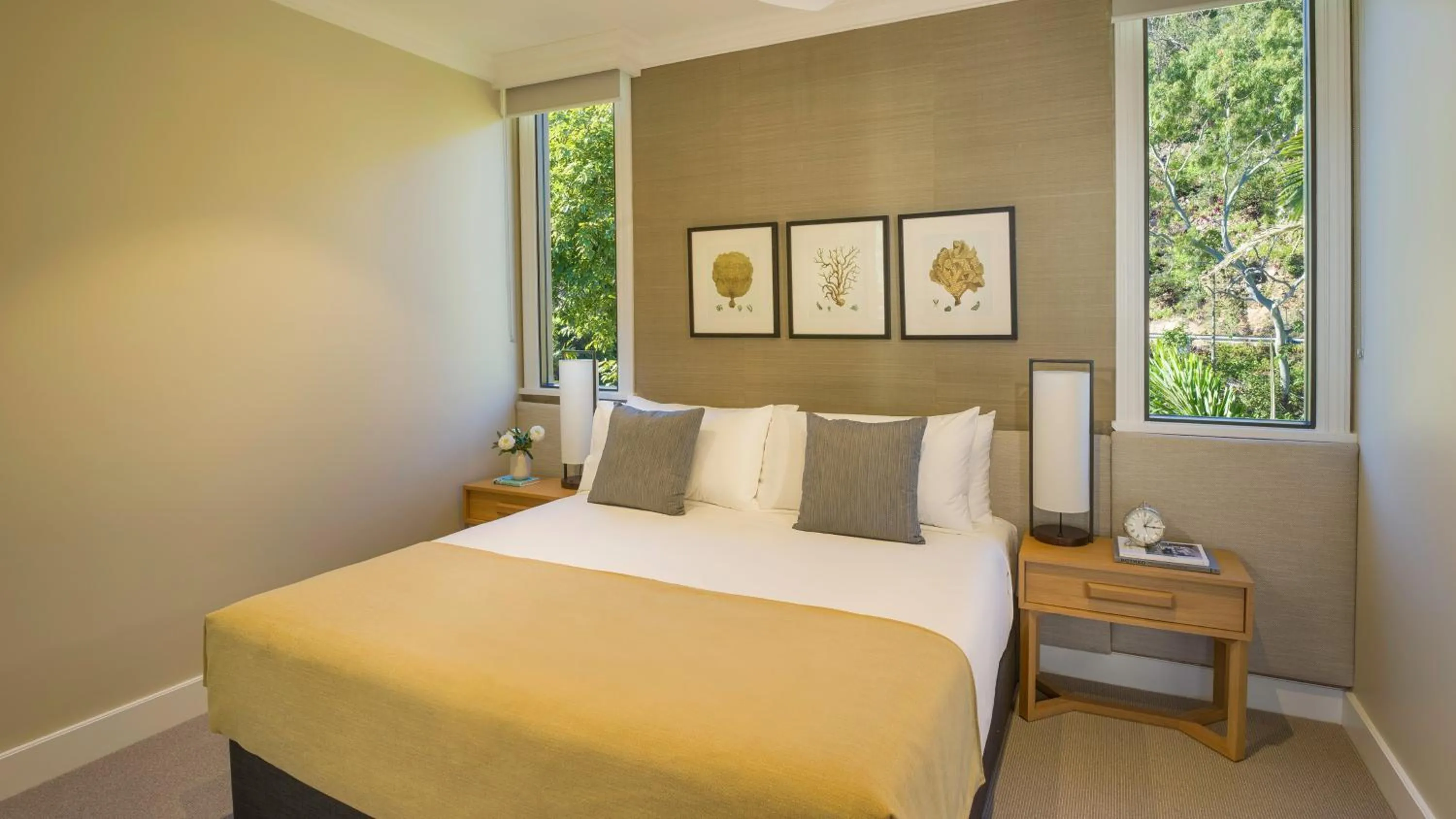Bedroom, Bed in InterContinental Hayman Great Barrier Reef