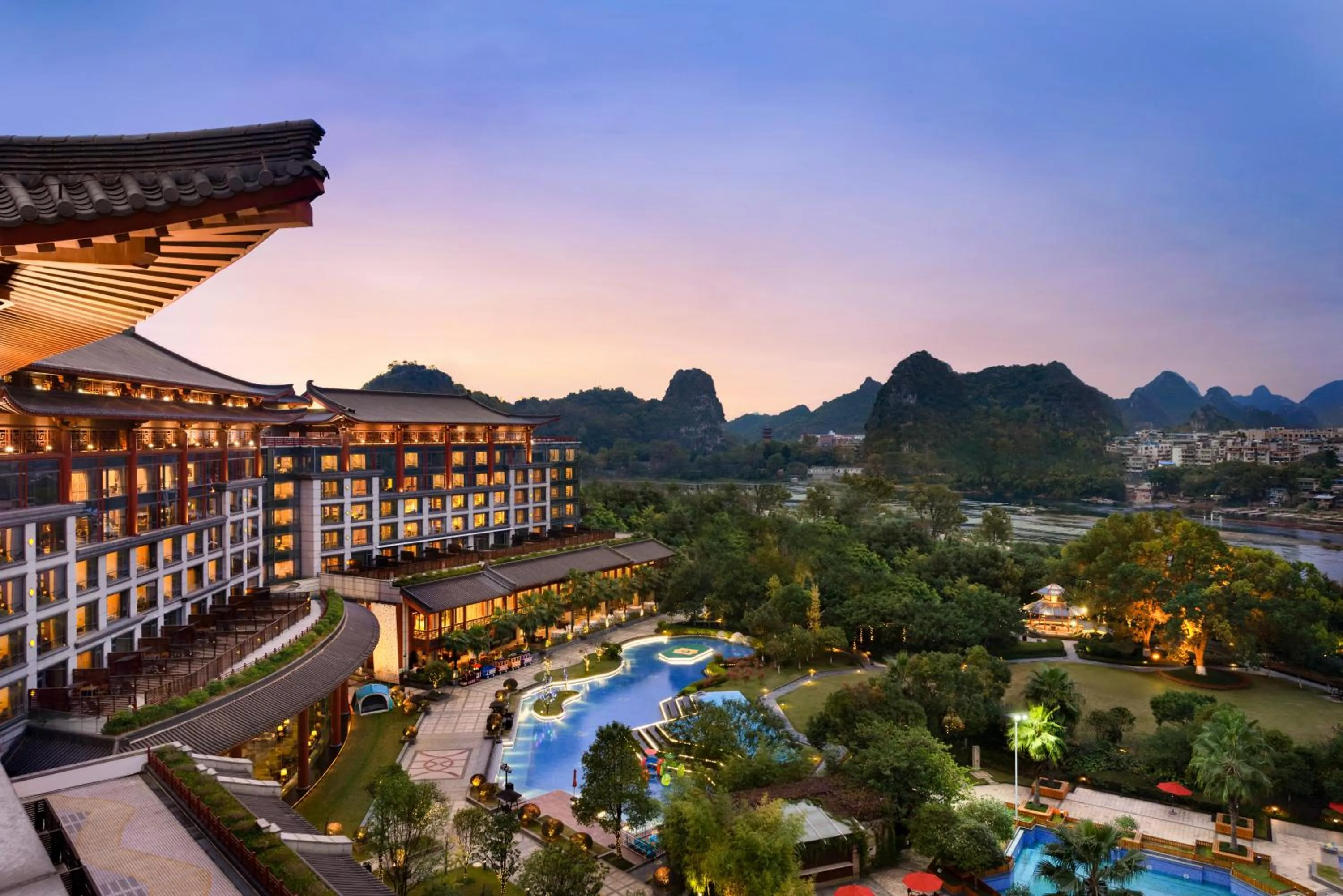 Bird's eye view in Shangri-La Guilin