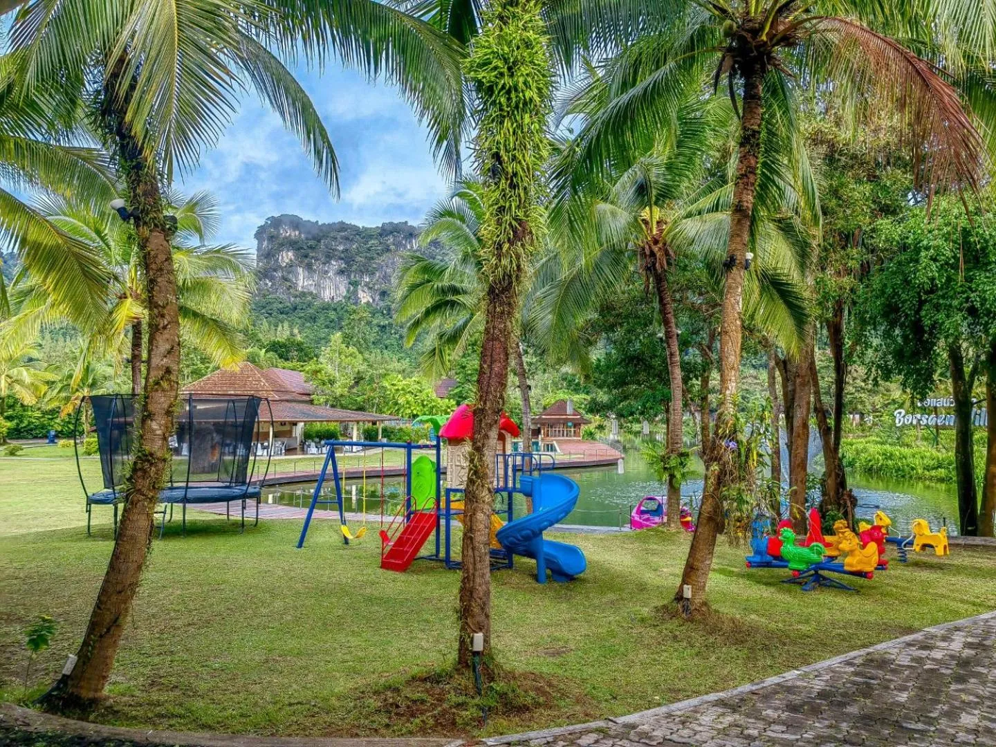 Children play ground in Bor Saen Pool Villa