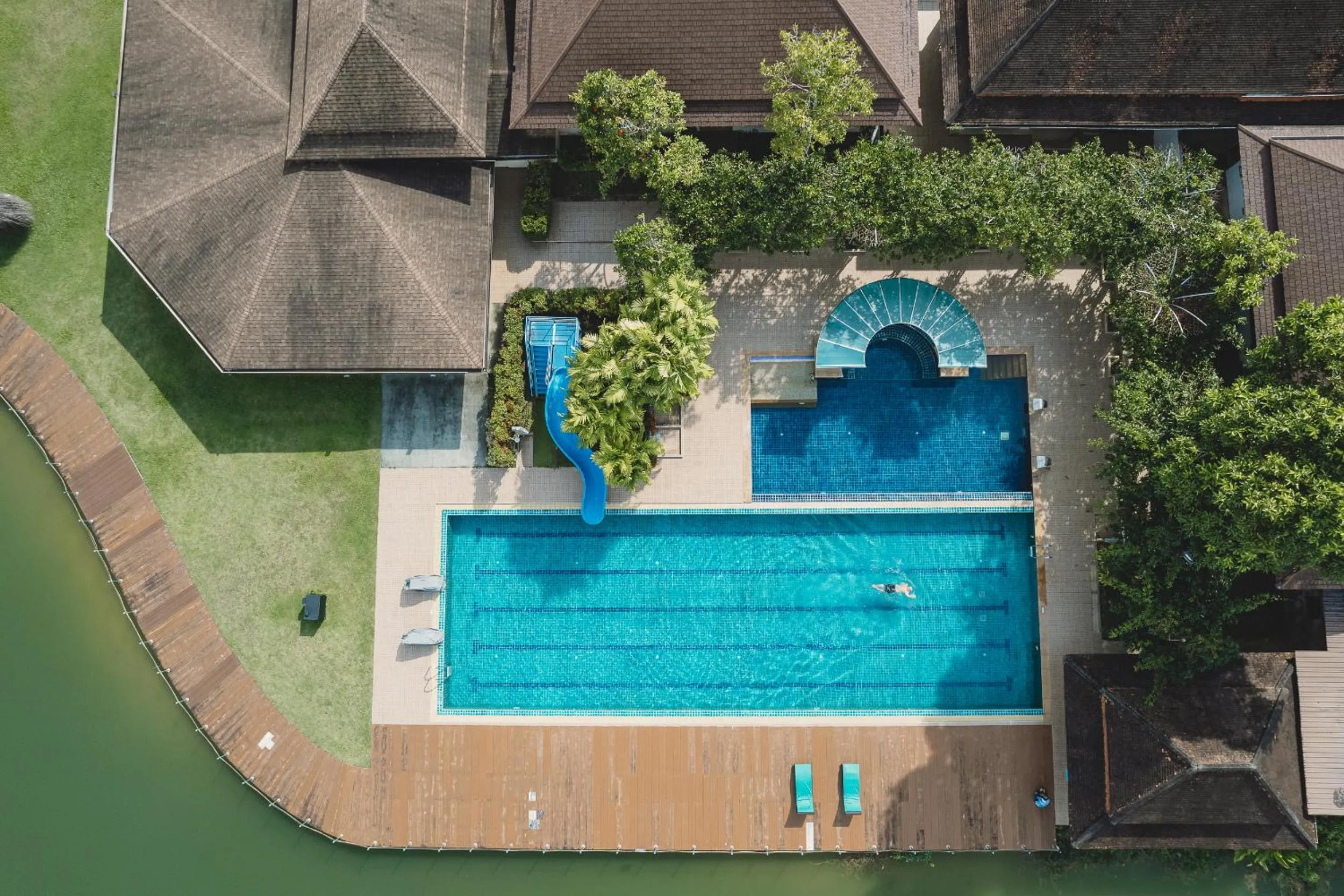 Property building in Bor Saen Pool Villa