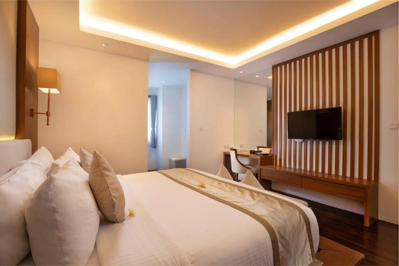 Bed in Danoya Private Luxury Residences