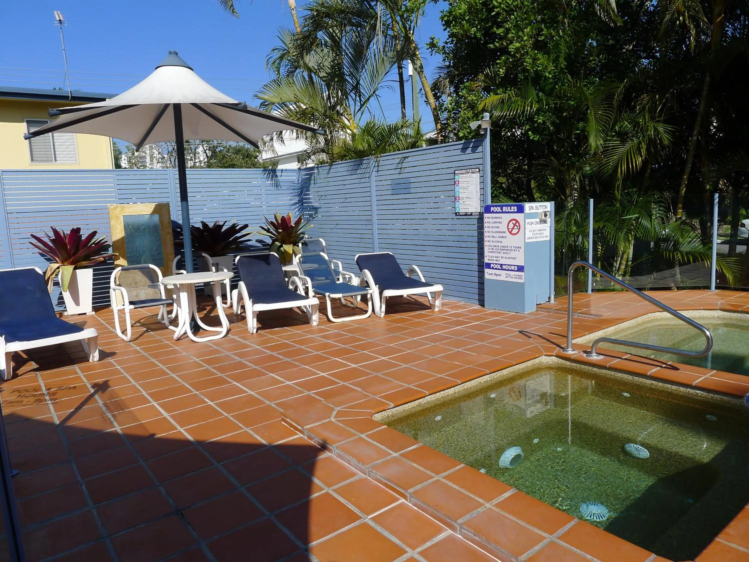 Solarium in Santana Resort Surfers Paradise