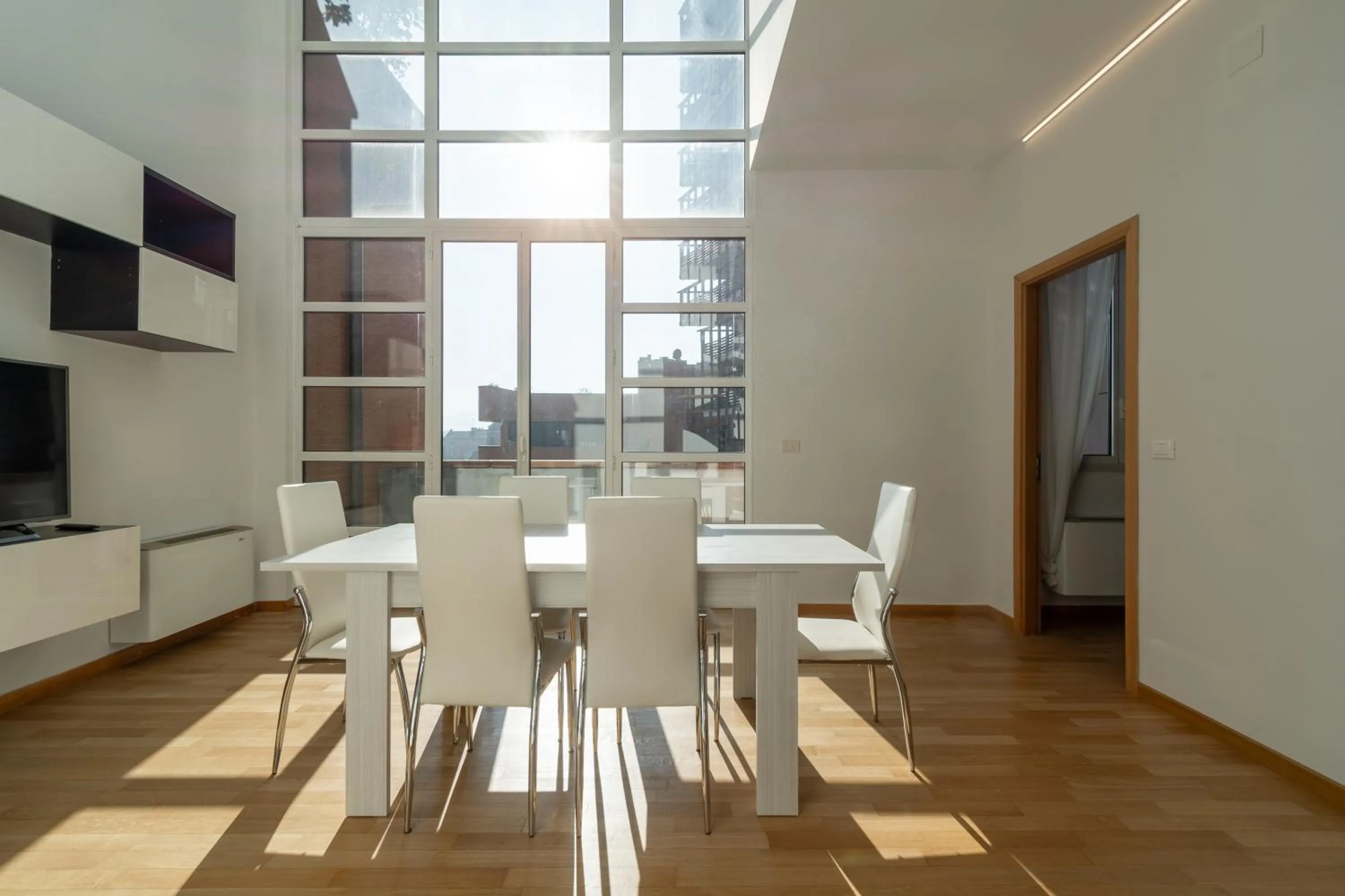 4 Star Family & Friends Apt - Self Check-in