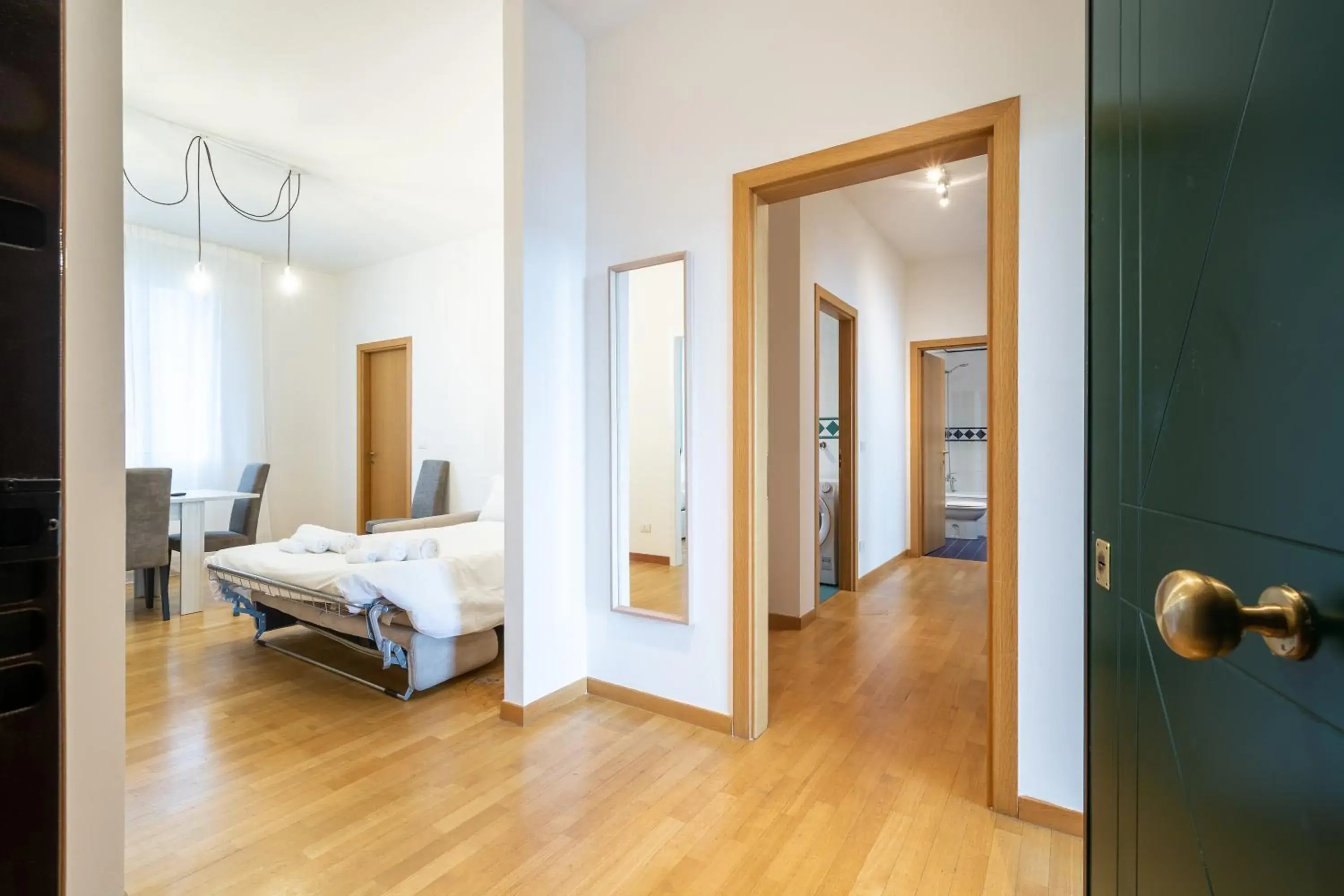 Three-Bedroom Apartment in 4 Star Family & Friends Apt - Self Check-in Three-Bedroom Apartment in 4 Star Family & Friends Apt - Self Check-in