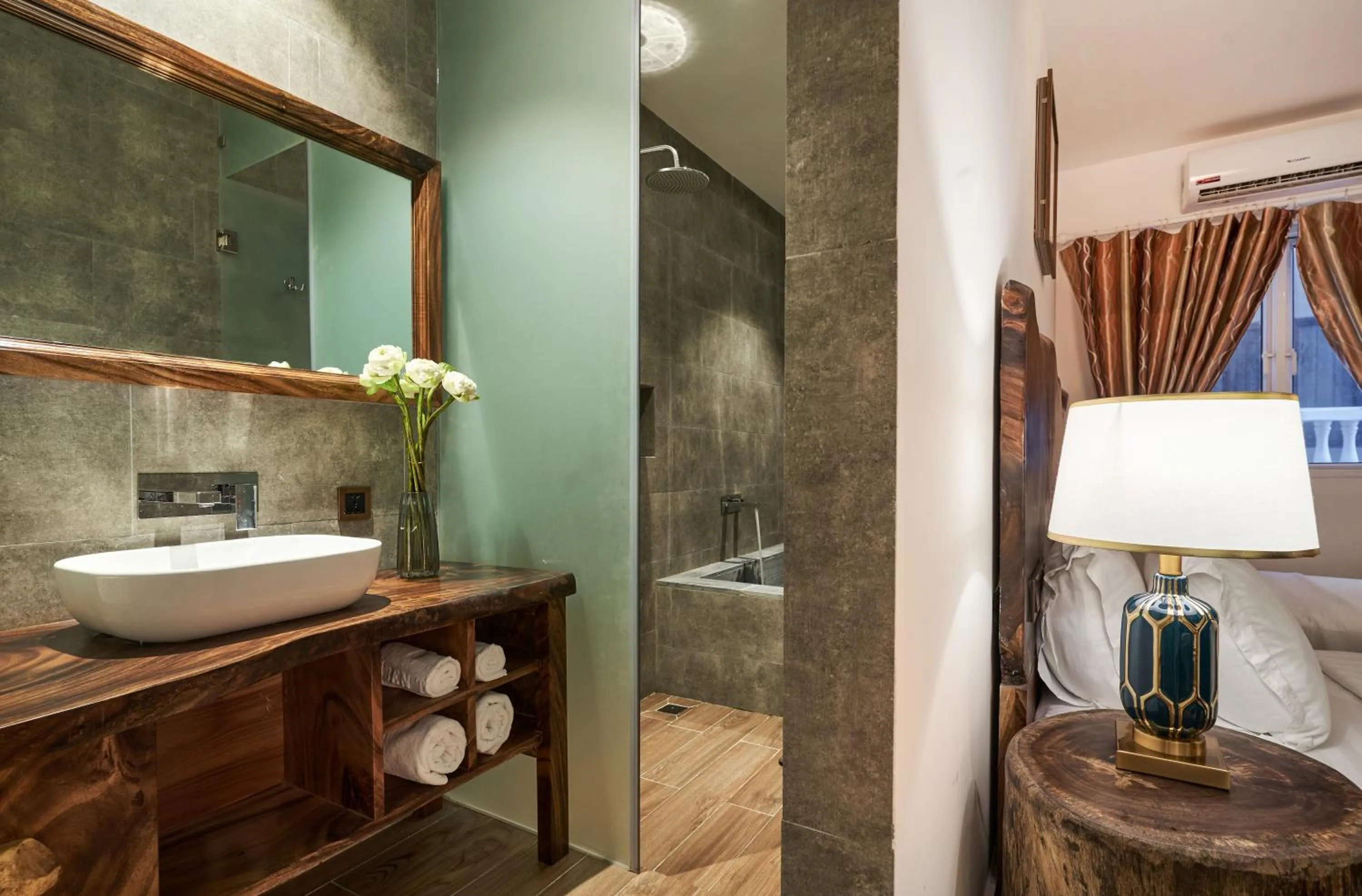 Bathroom in Blue Diamond Hotel