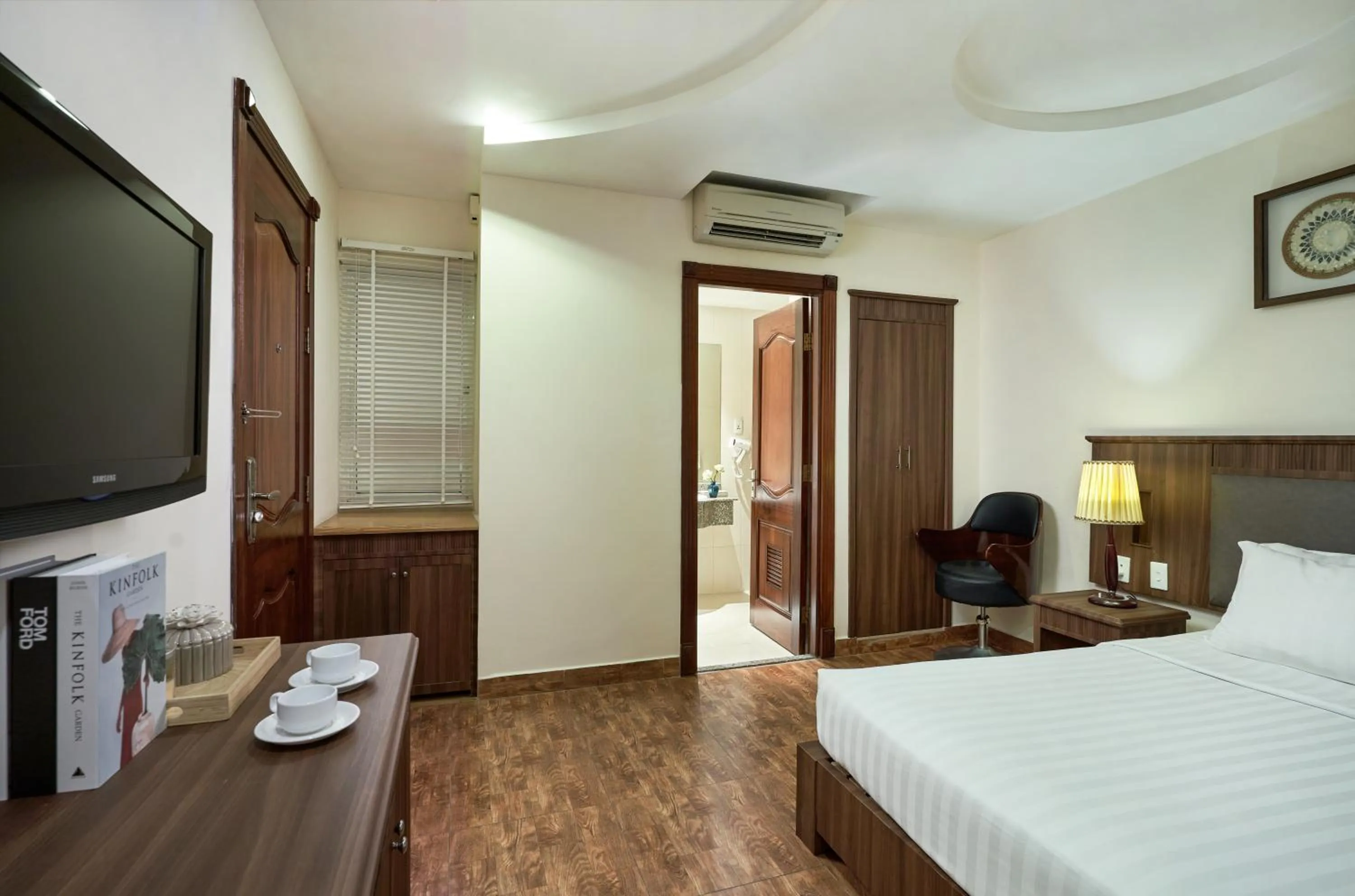 Bed in Blue Diamond Hotel