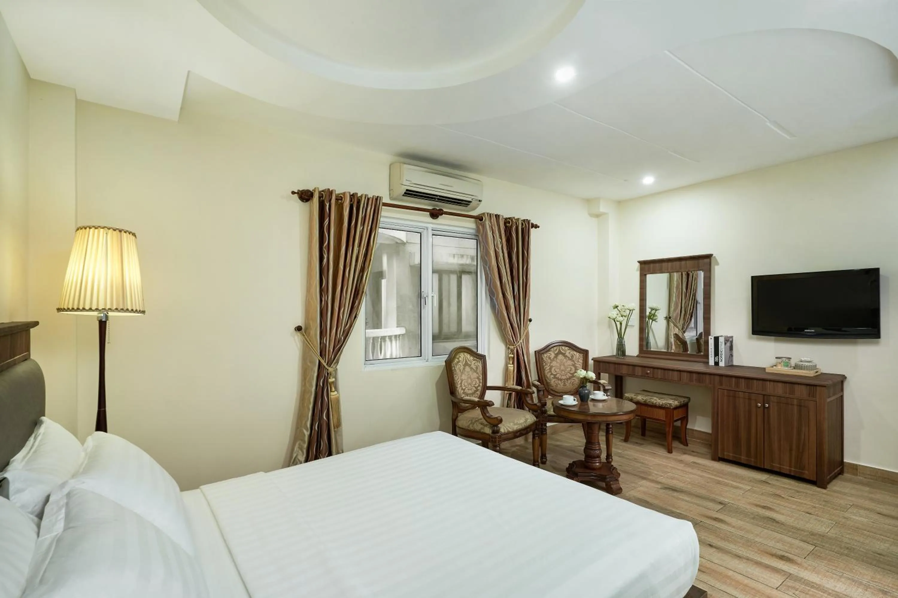 Bed in Blue Diamond Hotel