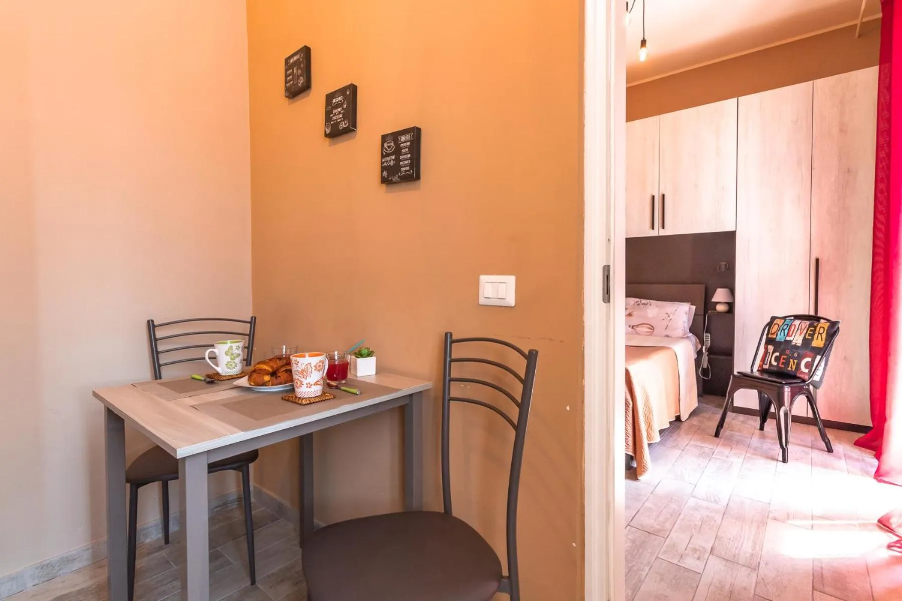 Dining area in La Casa Rosa