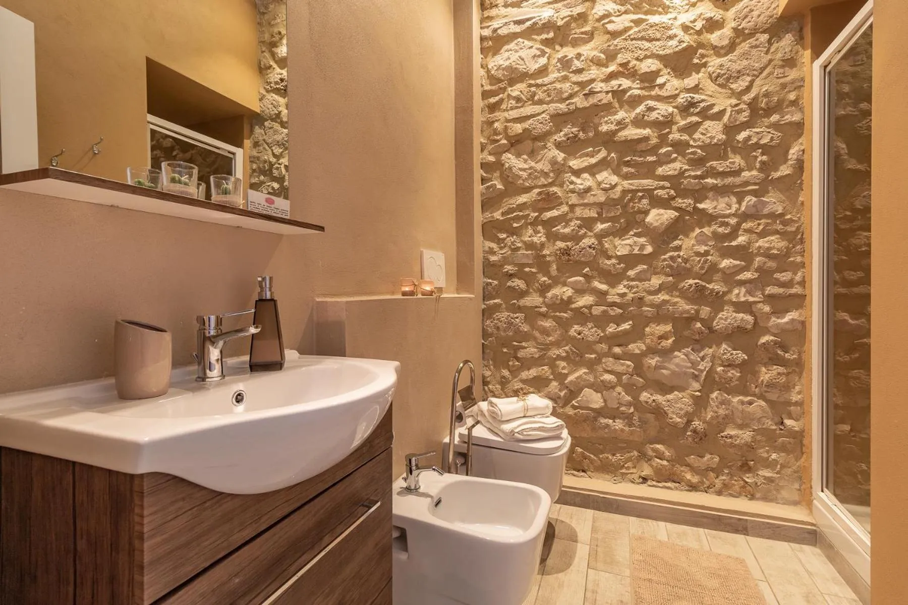 Bathroom in La Casa Rosa