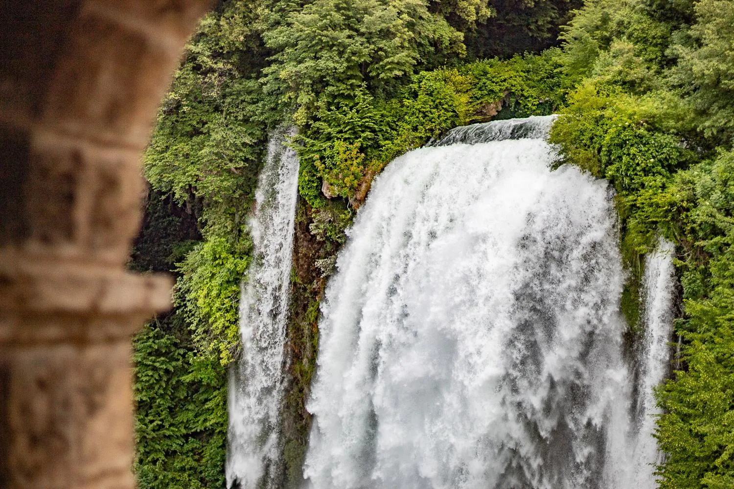 Nearby landmark in La Casa Rosa